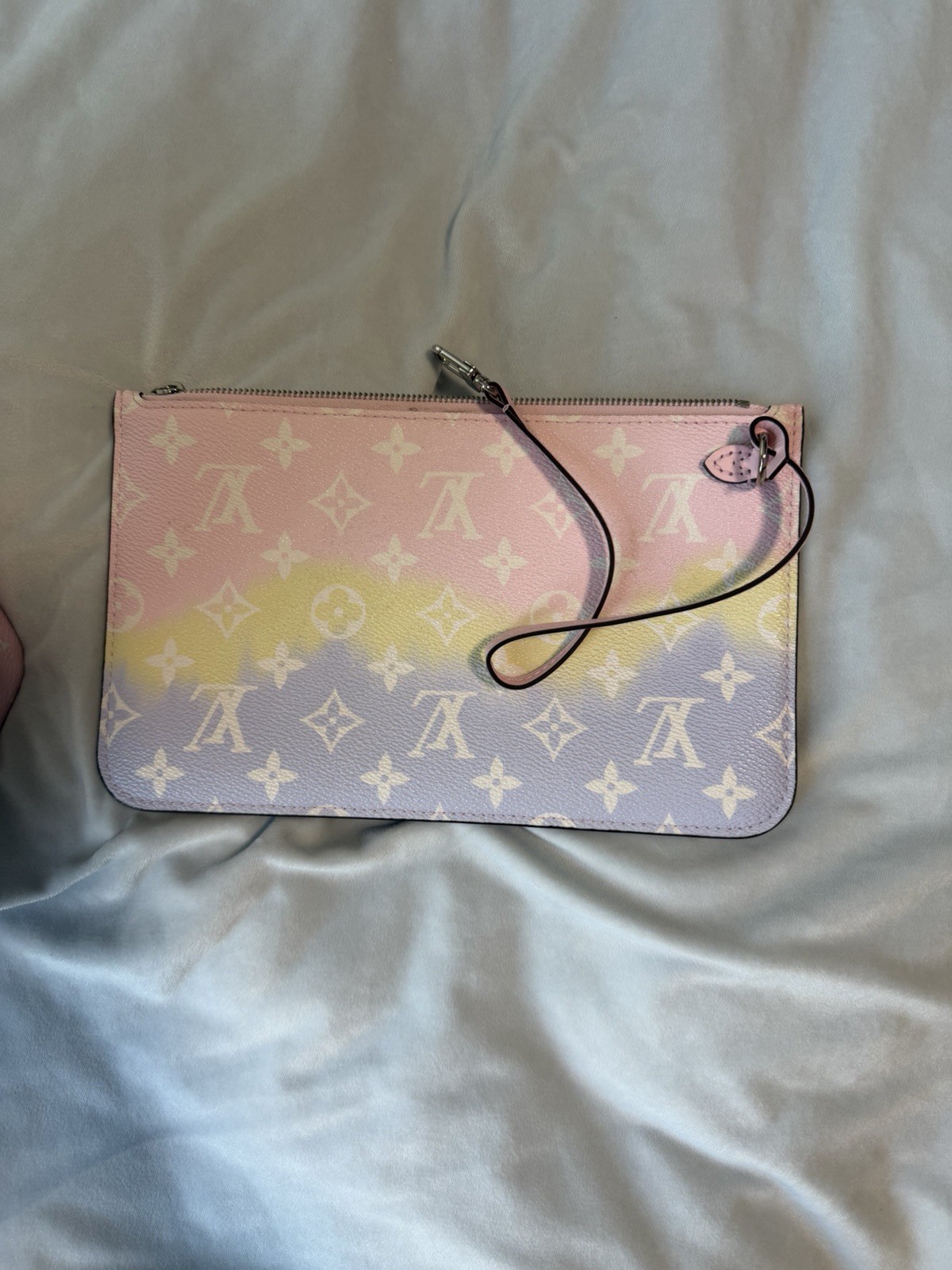 Louis Vuitton Neverfull MM Pastel Monogram Tote Bag w/ Removable Pouch