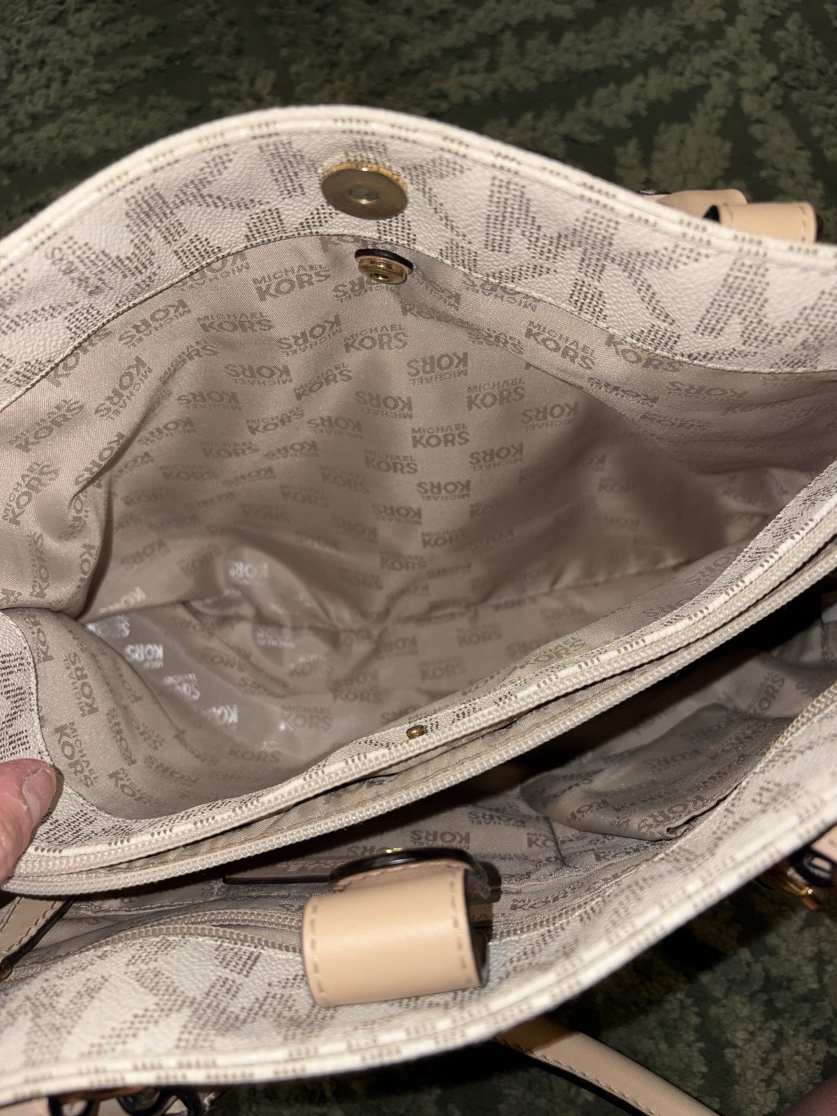 Michael Kors White and Beige Jet Set Tote Bag