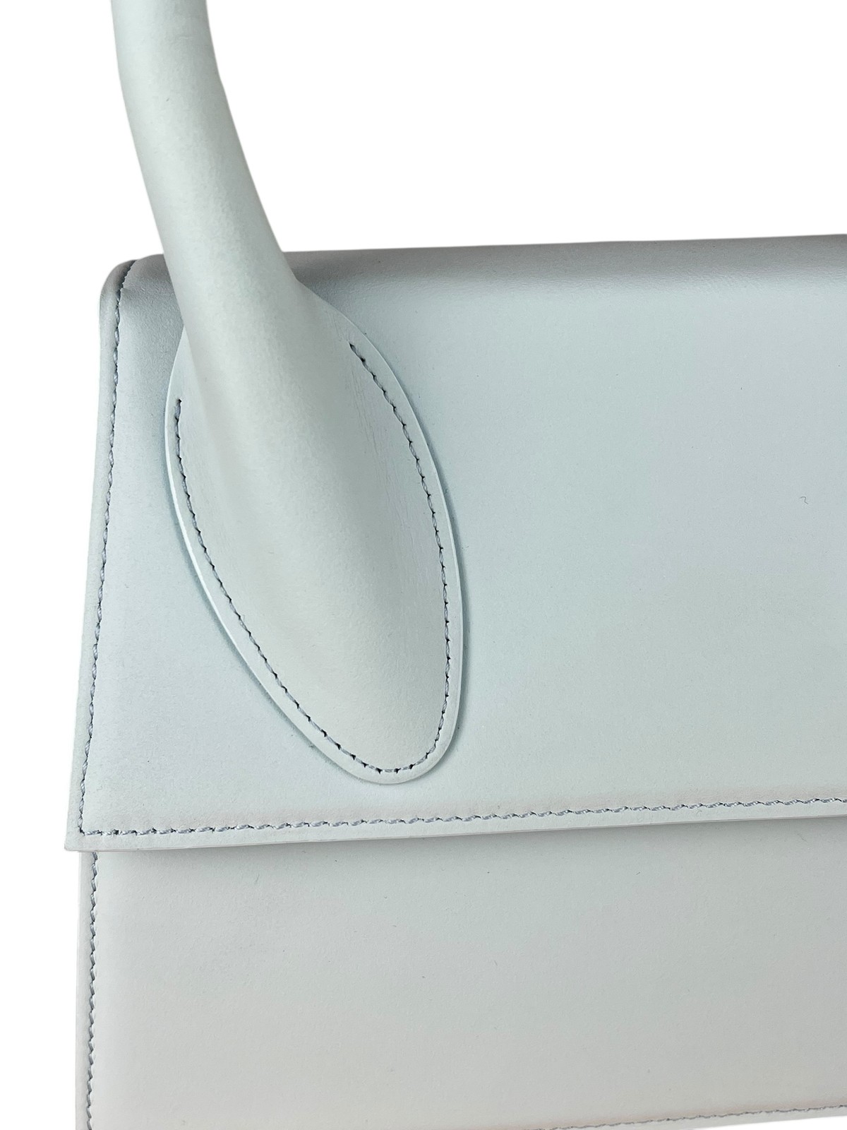 Size OS – Jacquemus Le Grand Glacier Top Handle Bag / Pre-Owned
