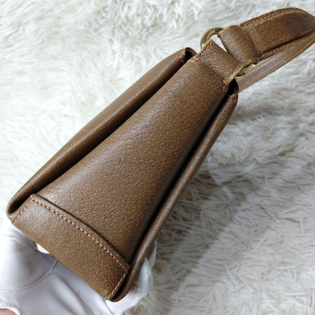 GUCCI Vintage Brown Leather Turn Lock Top Handle Shoulder Bag Gold Hardware
