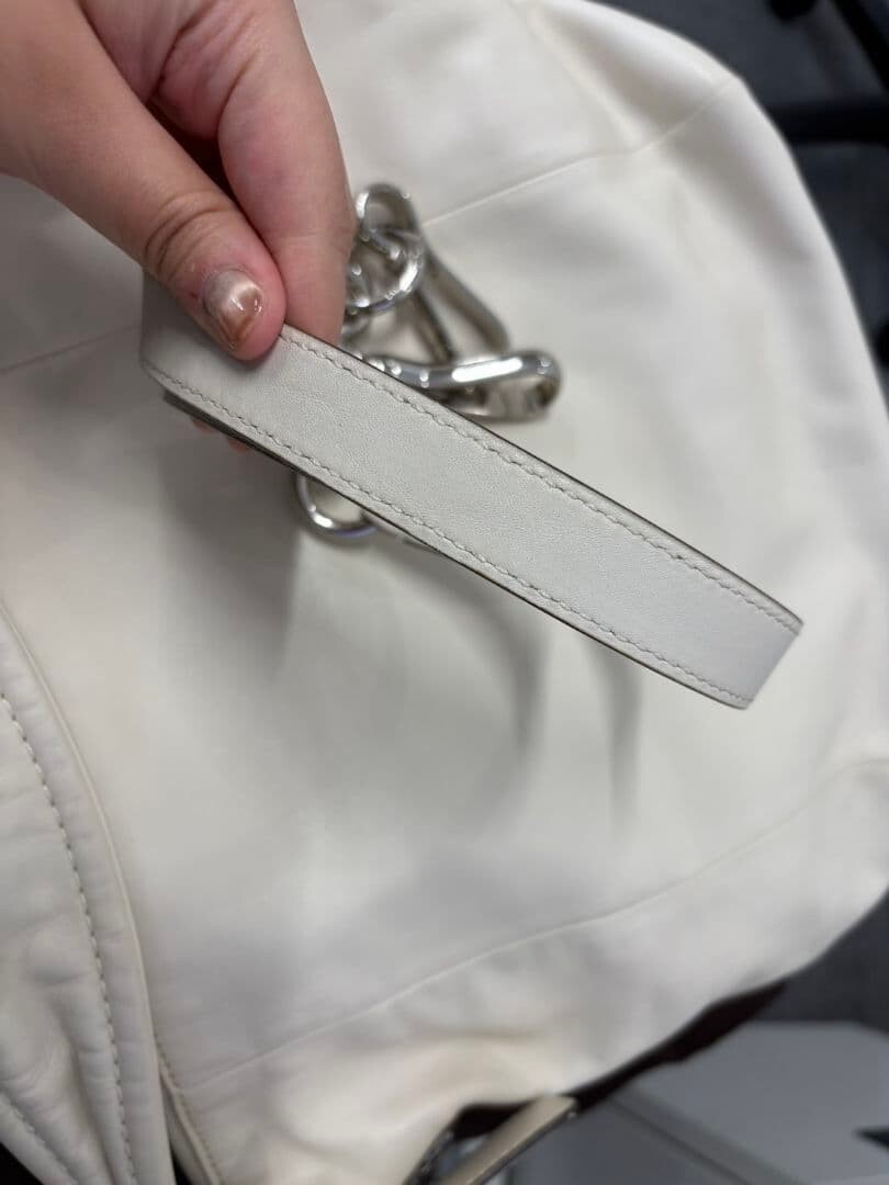 Coach White Shoulder Bag Silver Logo Hardware Zip Belt 30cm Womens 11.8in 80