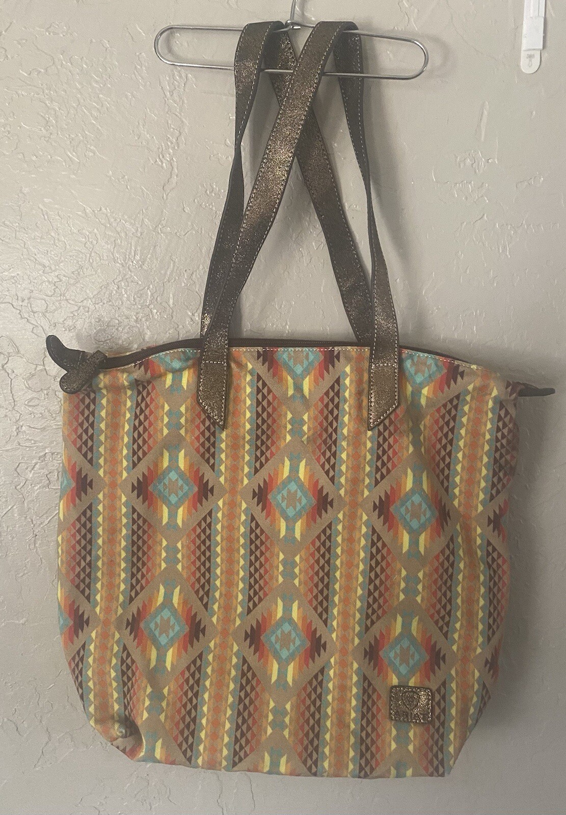 ARIAT Southwestern Cruiser Multicolor Spacious Tote Bag Purse Pre-Owned