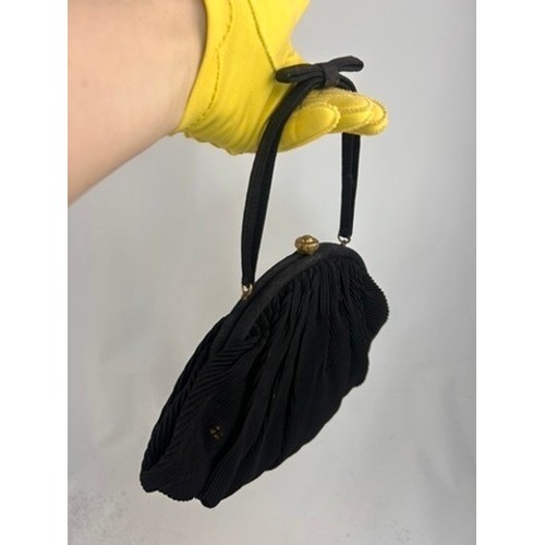 Garay 1950s Black Pleated Evening Bag Kiss Lock Frame Vintage Handbag