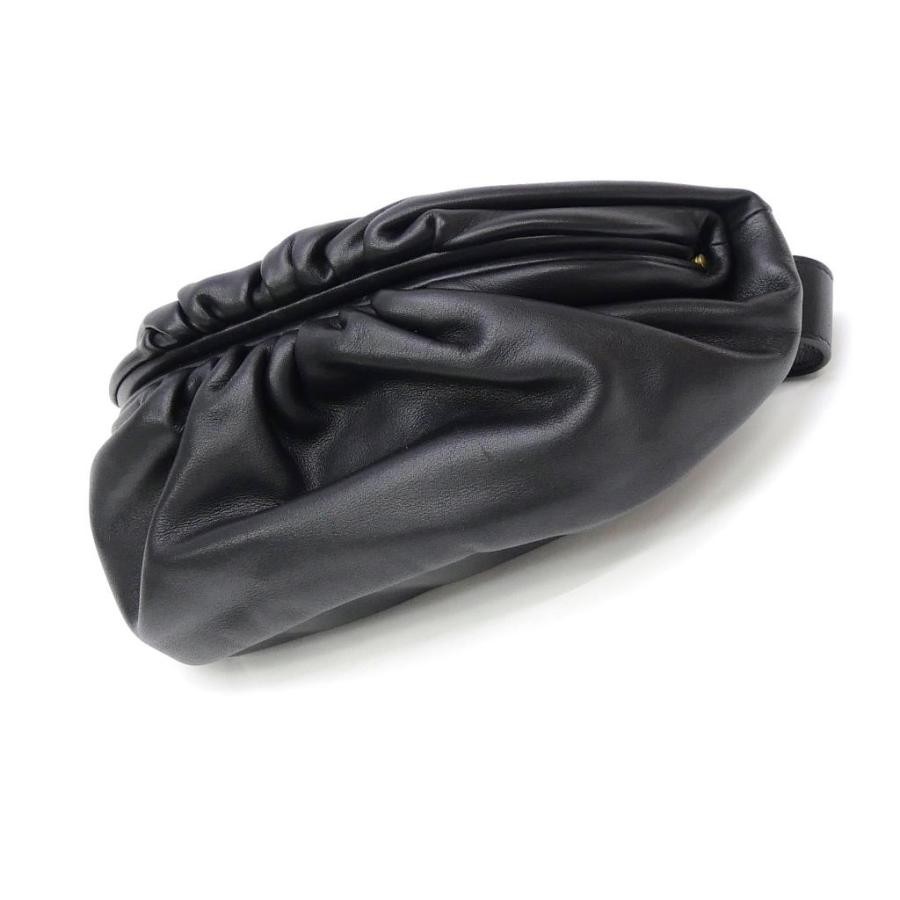 BOTTEGA VENETA Bag: The Chain Pouch Black W23*H14cm w/dust bag;