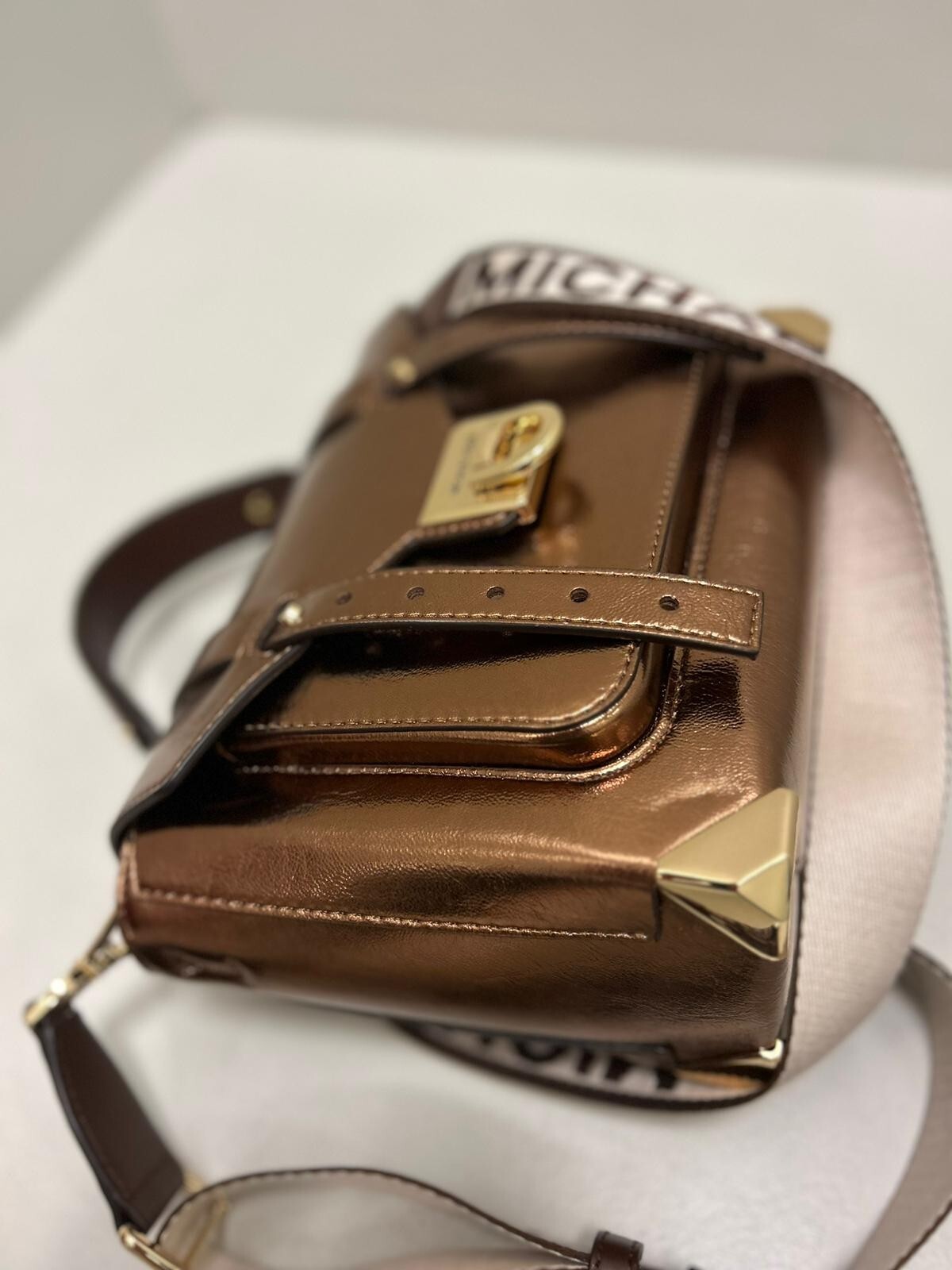 Michael Kors Manhattan Medium Satchel Crossbody Bag Shoulder Handbag Purse Mocha