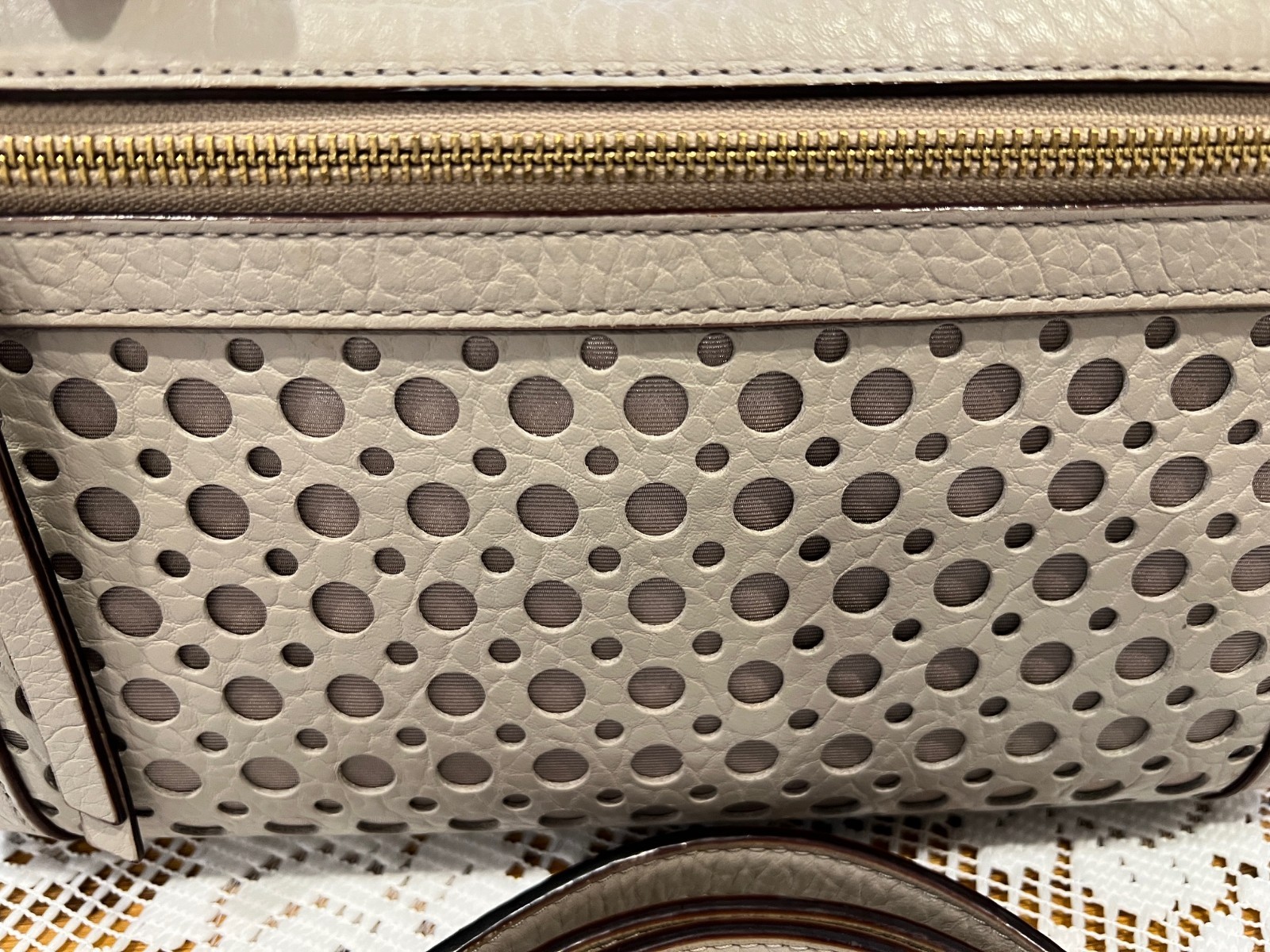 Kate Spade Perri Lane Bubbles Leather Crossbody Bag Taupe