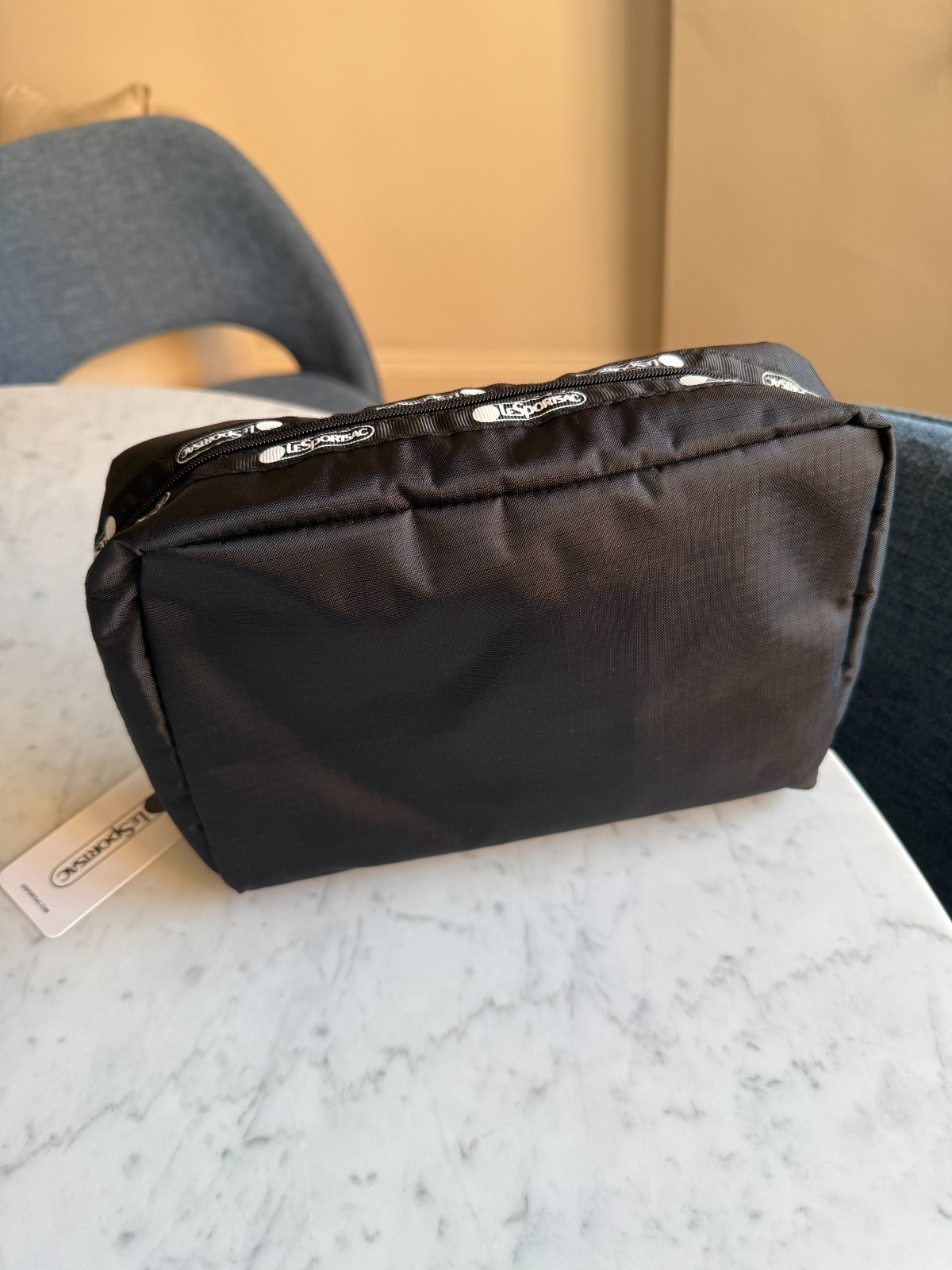 Lesportsac Rectangular Cosmetic Bag NWT 9.75 x 6.75 x 2.75 inches