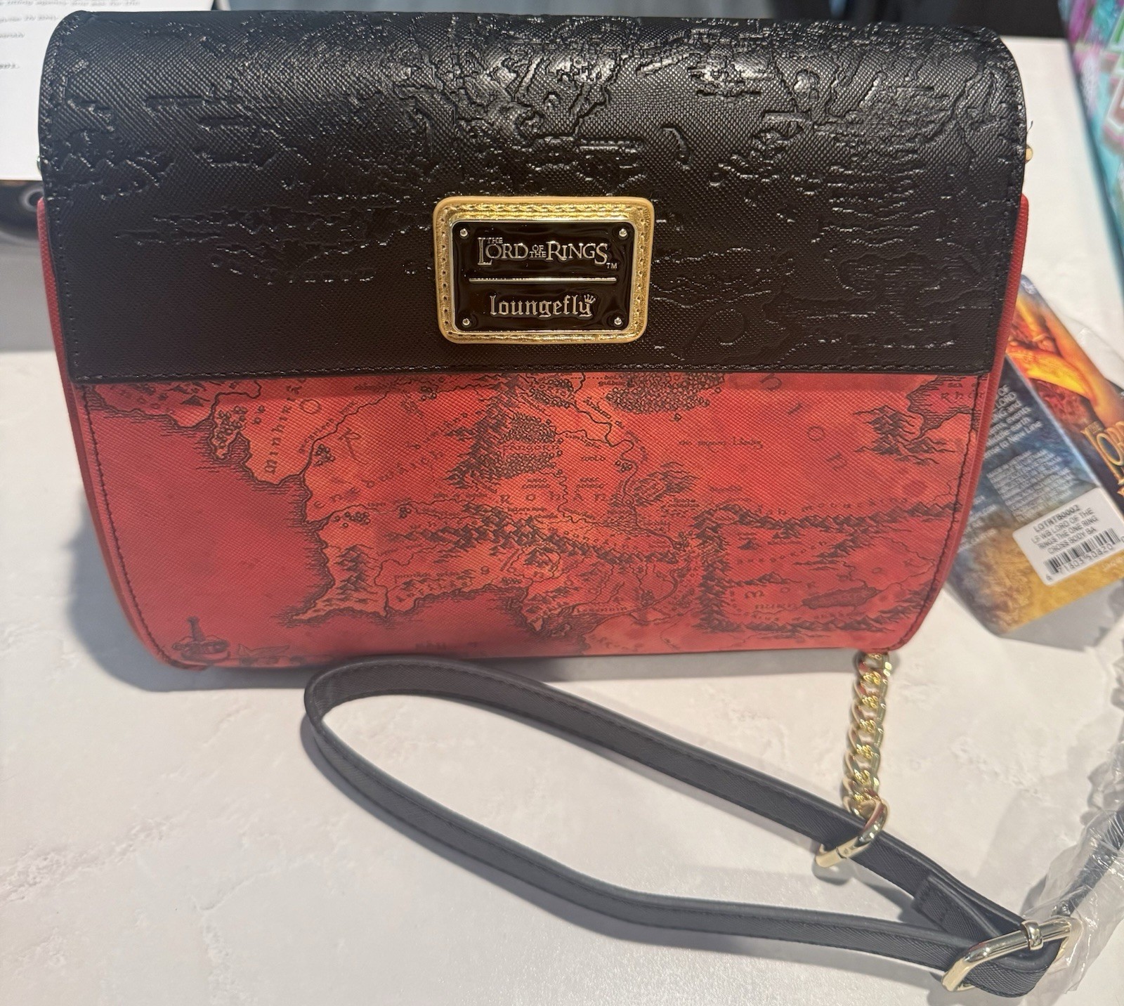 Loungefly The Lord of the Rings Crossbody Bag One Ring Eye of Sauron Debossed