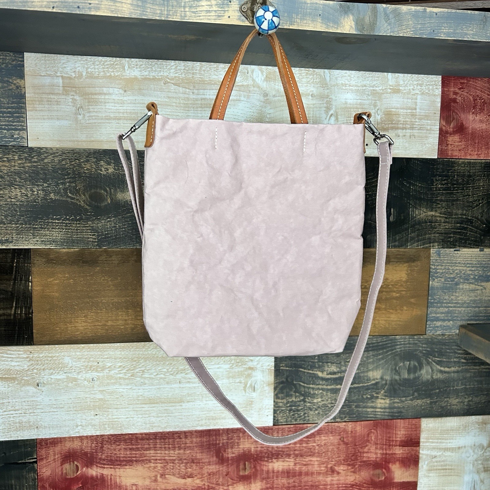 UASHMAMA Pink Washable Paper Leather Shoulder Bag Handles Adjustable Strap Italy