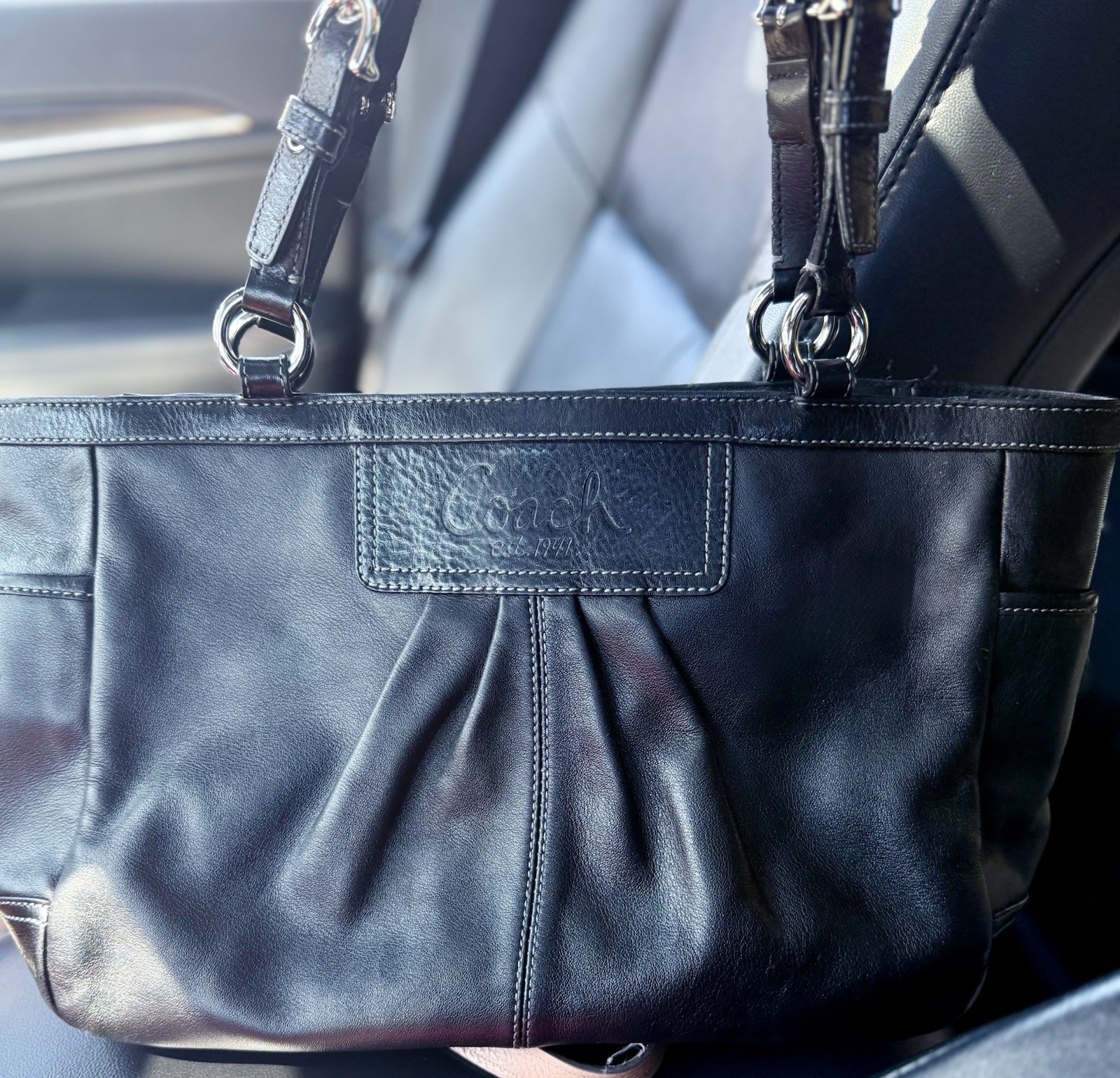 Coach Black Leather East West Gallery Medium Tote Handbag with Lavender Lining