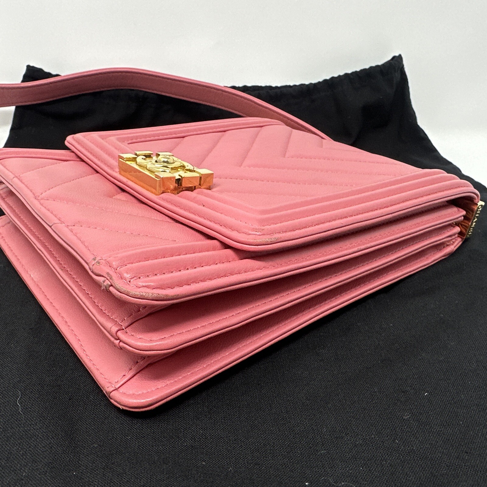 CHANEL NORTH SOUTH CHEVRON LE BOY LEATHER FLAP PINK