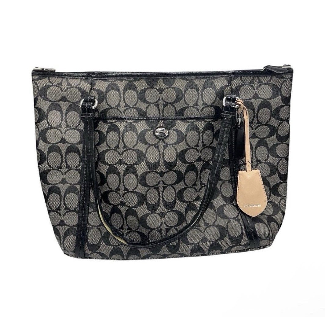 Coach Signature C Gray/Black Large Tote Zip Top Lined w/ Hangtag Bag Charm