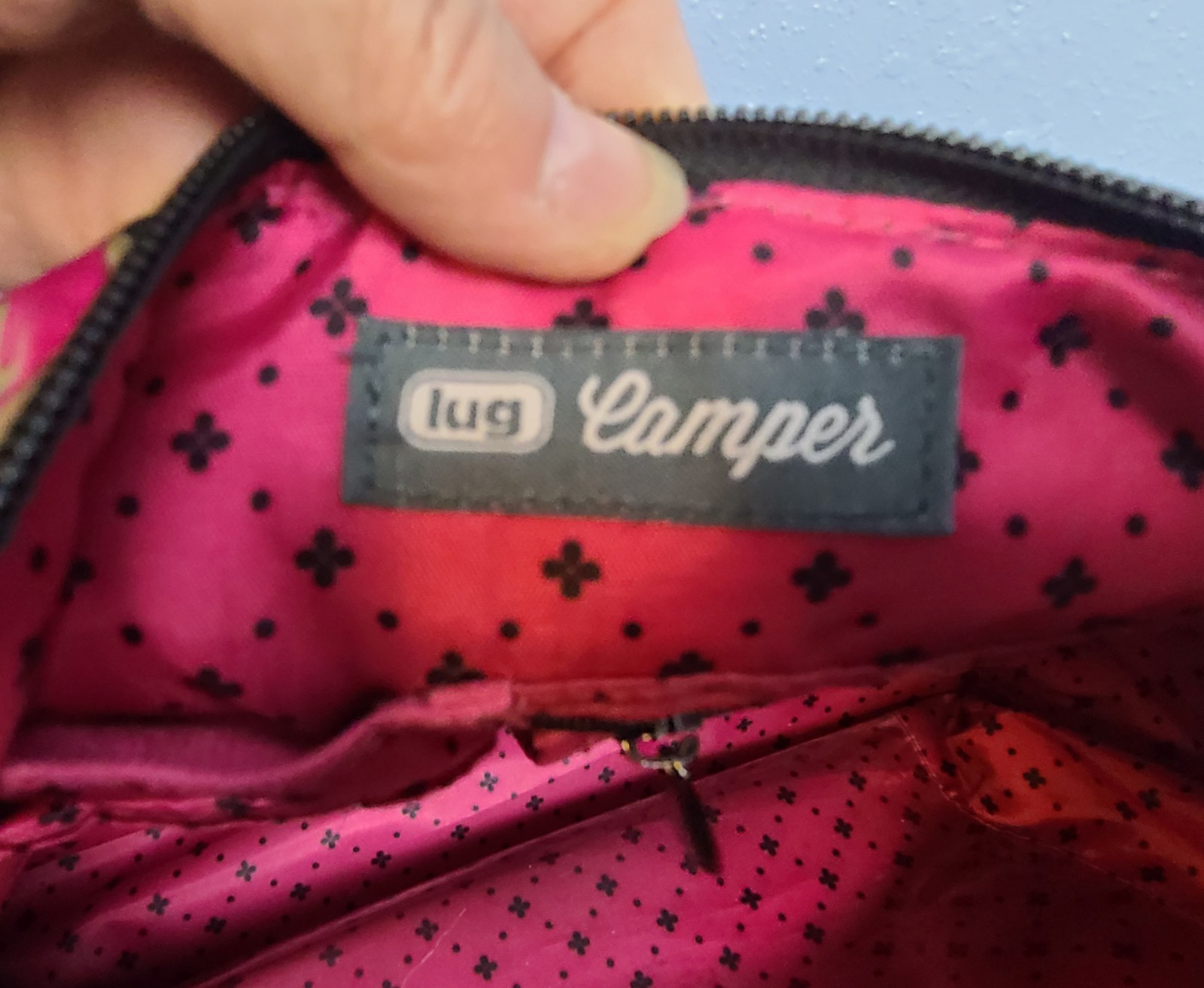Lug Camper Purse/bag, Camo Green And Pink. Lots Of Pockets, Adjustable Strap