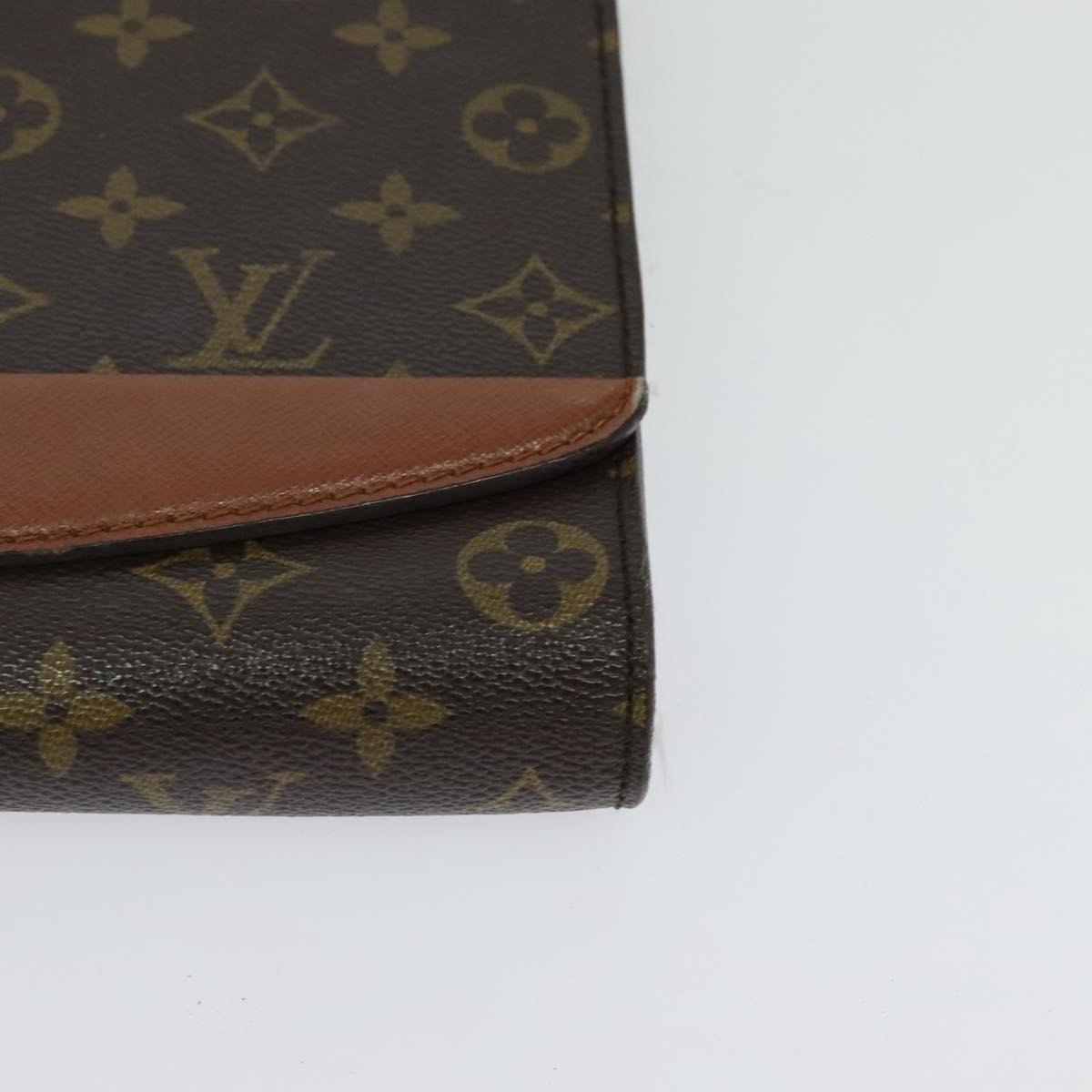 LOUIS VUITTON Monogram Bordeaux 27 Shoulder Bag M51797 LV Auth gh245