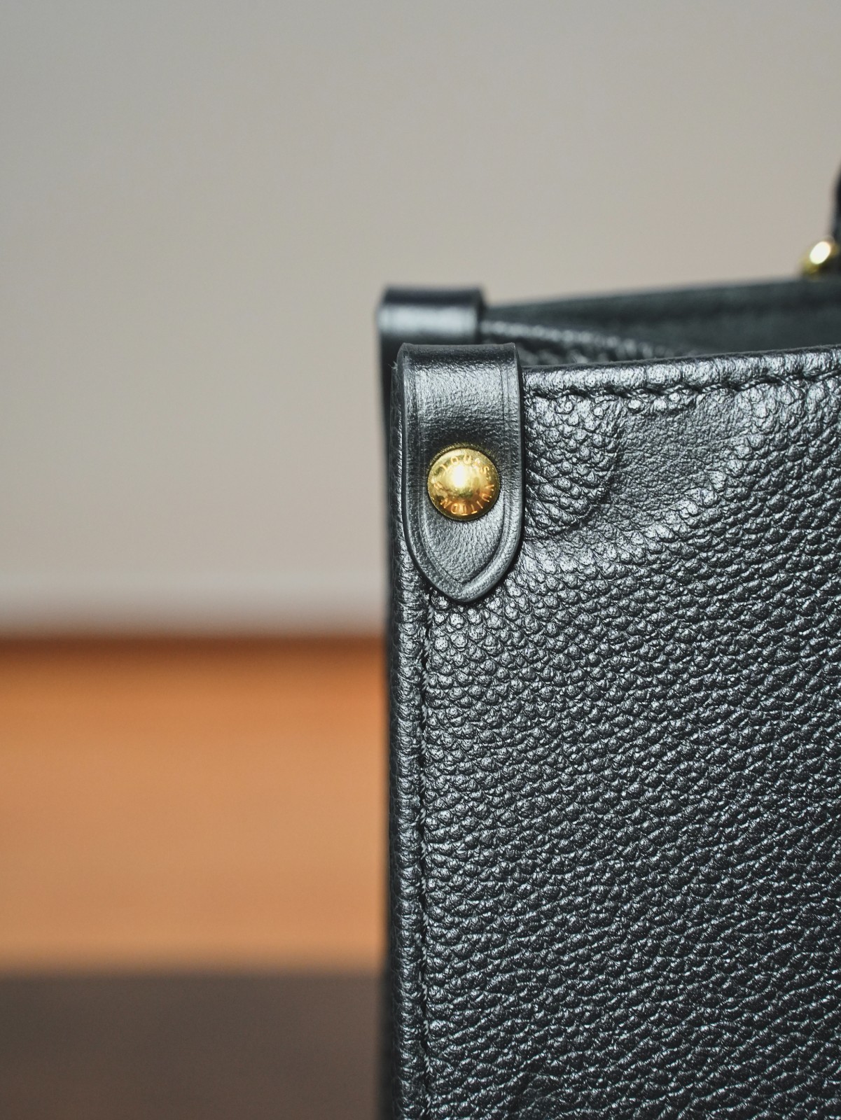 LOUIS VUITTON M45595 Black Monogram Empriente ON THE GO PM CHIP VERSION