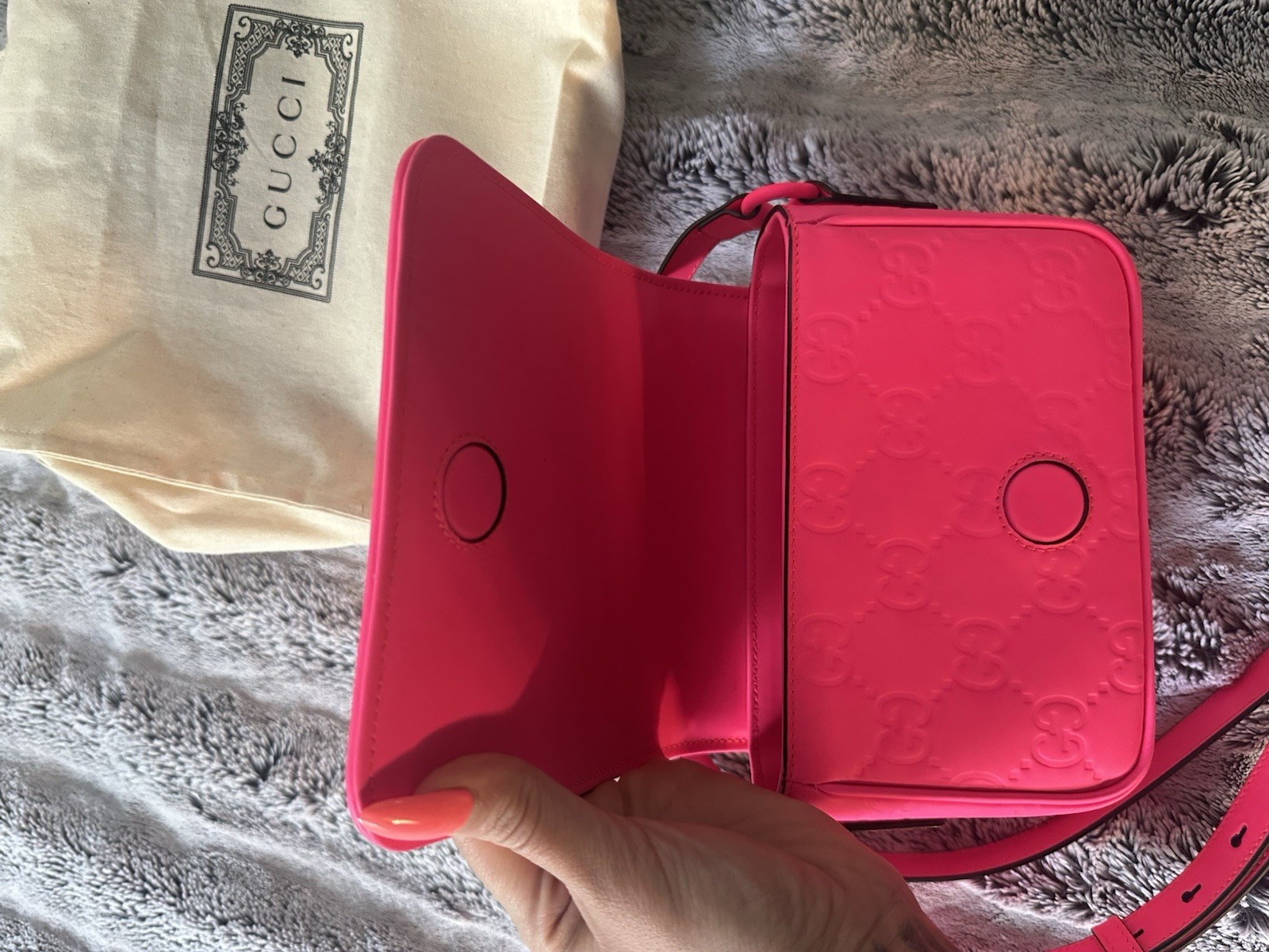Gucci Pink Embossed GG Small Crossbody Bag Adjustable Strap Dust Bag