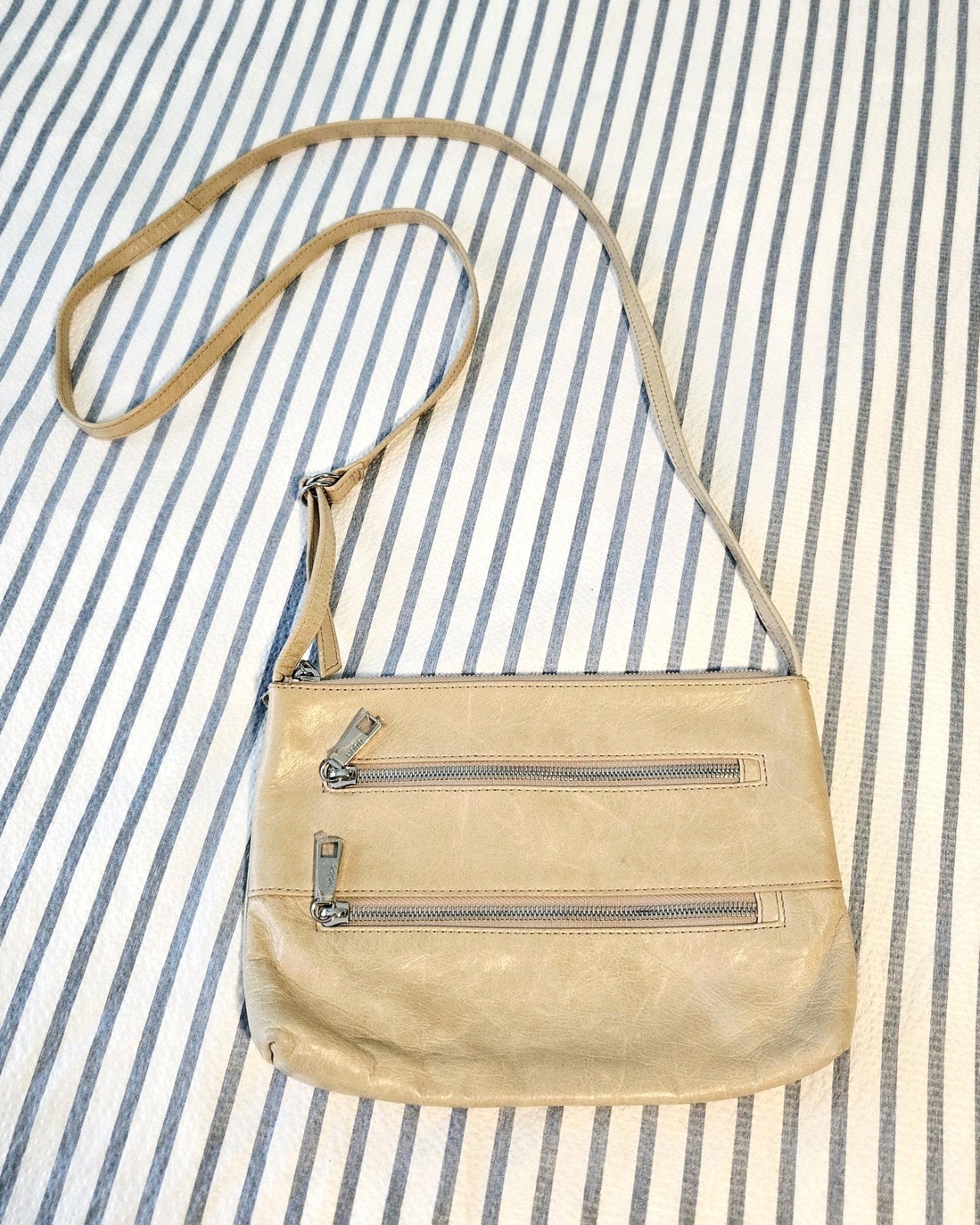 HOBO International MARA Beige Leather Double Zipper Small Crossbody Bag Purse
