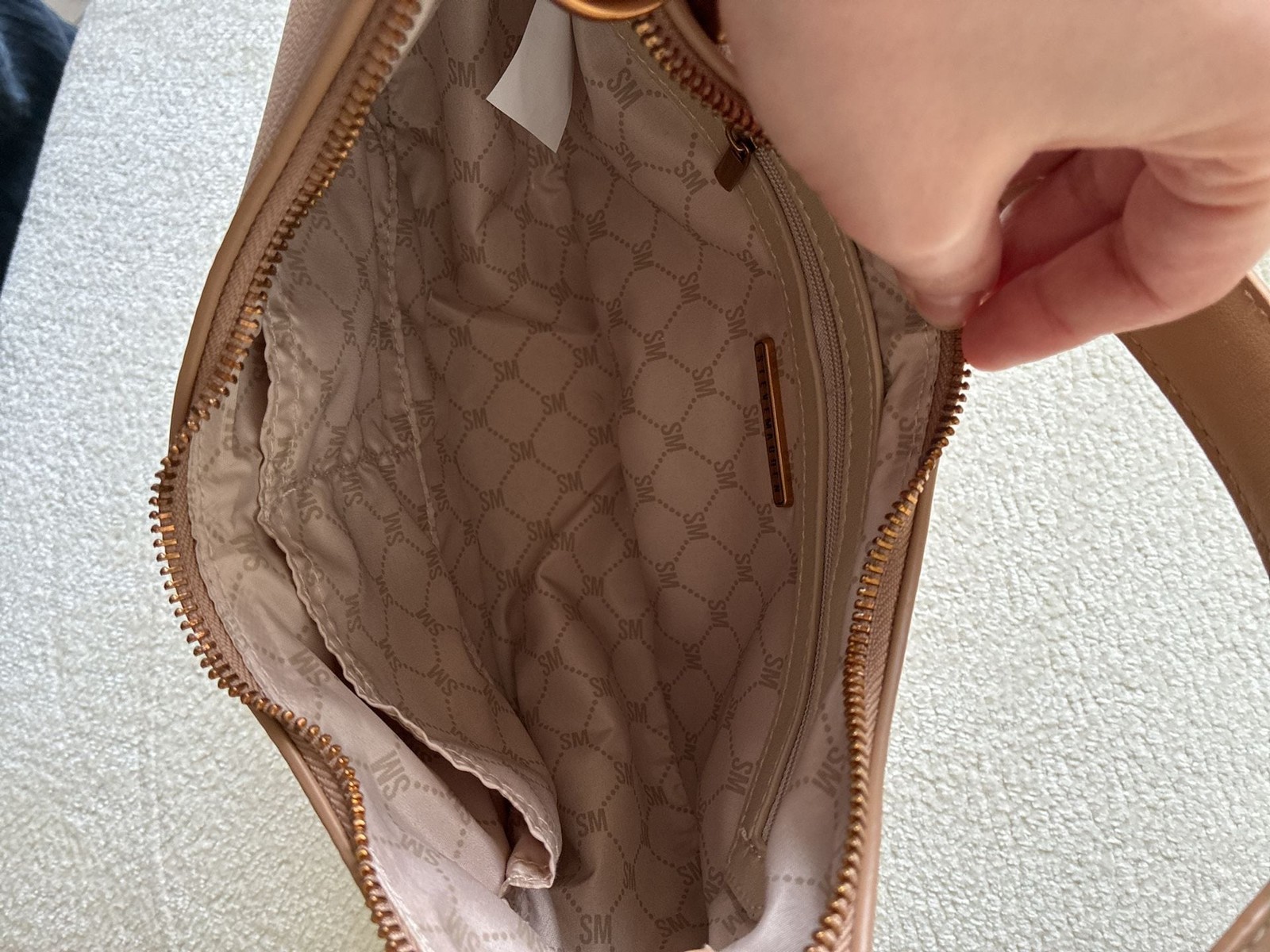Steve Madden Lohan Crescent Shoulder Bag in Taupe