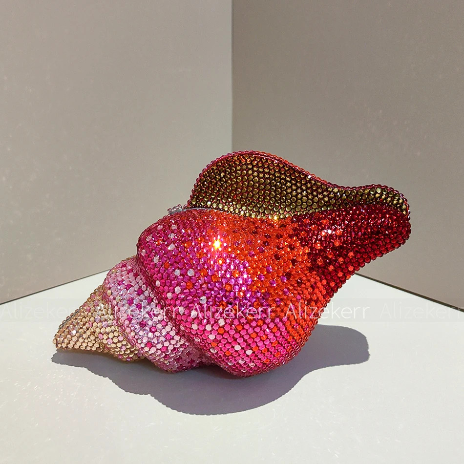 Conch Shaped Crystal Evening Bags Women Gorgeous Bling Rhinestone Metallic Purse