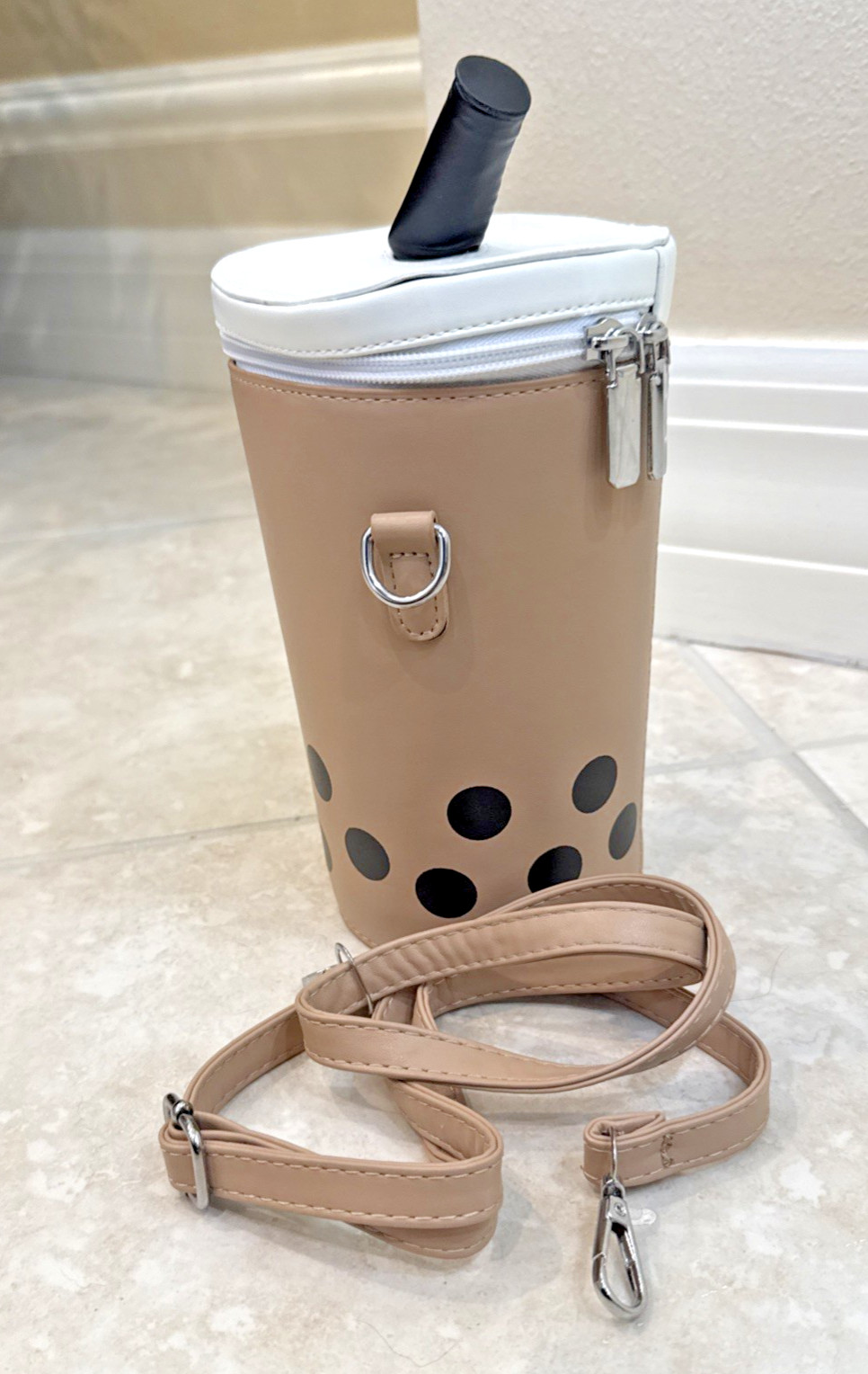 CONTAINEVERY Khaki Bubble /Boba Tea Cylinder Crossbody Bag Polka Dot Novelty Art