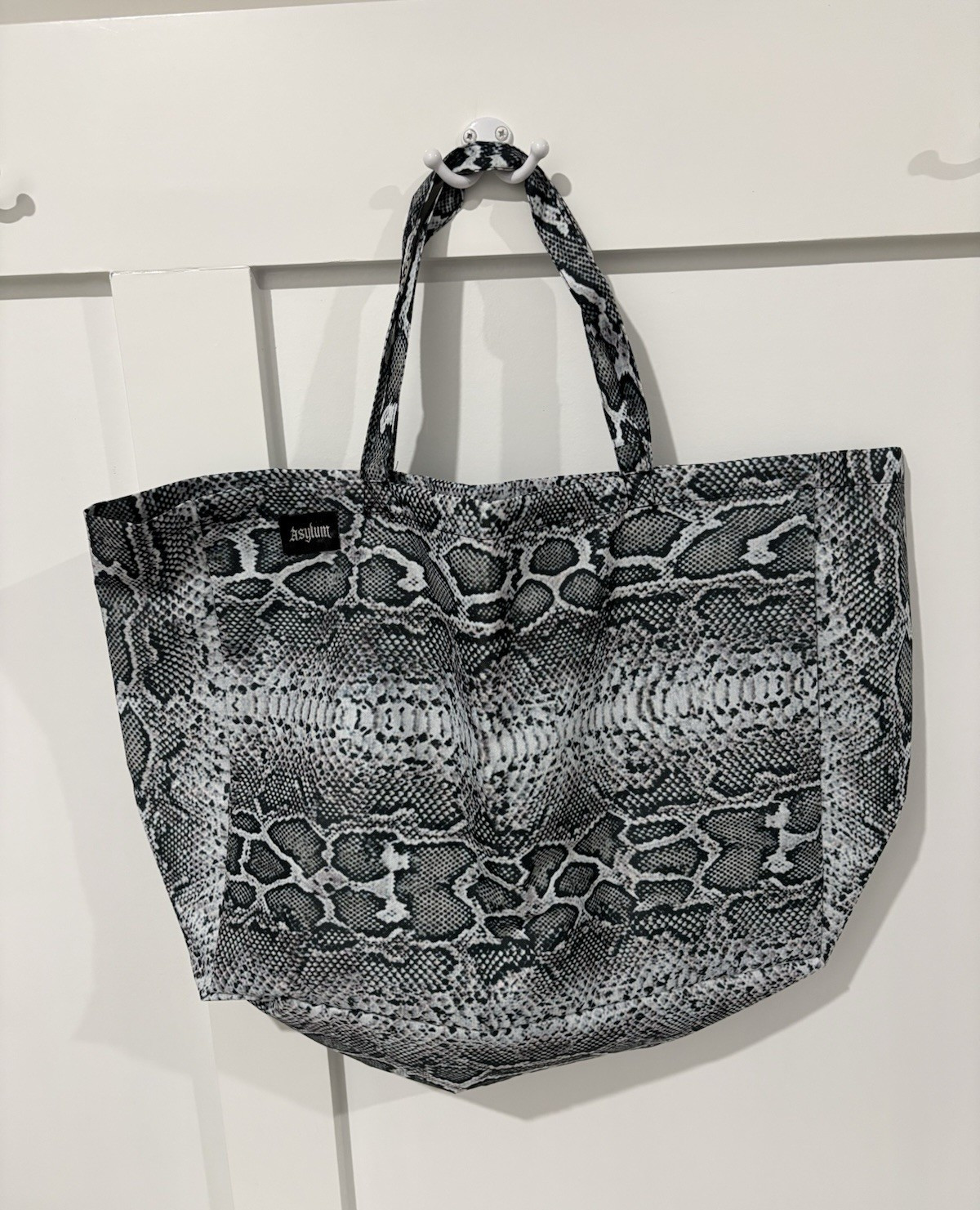 Asylum Snake Print Tote Bag Gray/Black Lightweight Double Handles Open Top