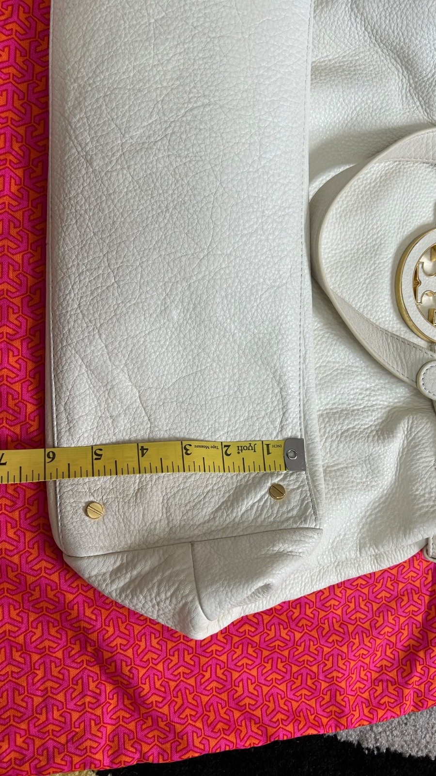Tory Burch Amanda Slouchy Tote Off-White Pebbled Leather Gold Logo Shoulder Bag