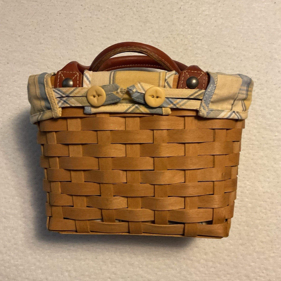 Woven Basket Tote Handbag Brown Double Leather Handles Plaid Lined Insert
