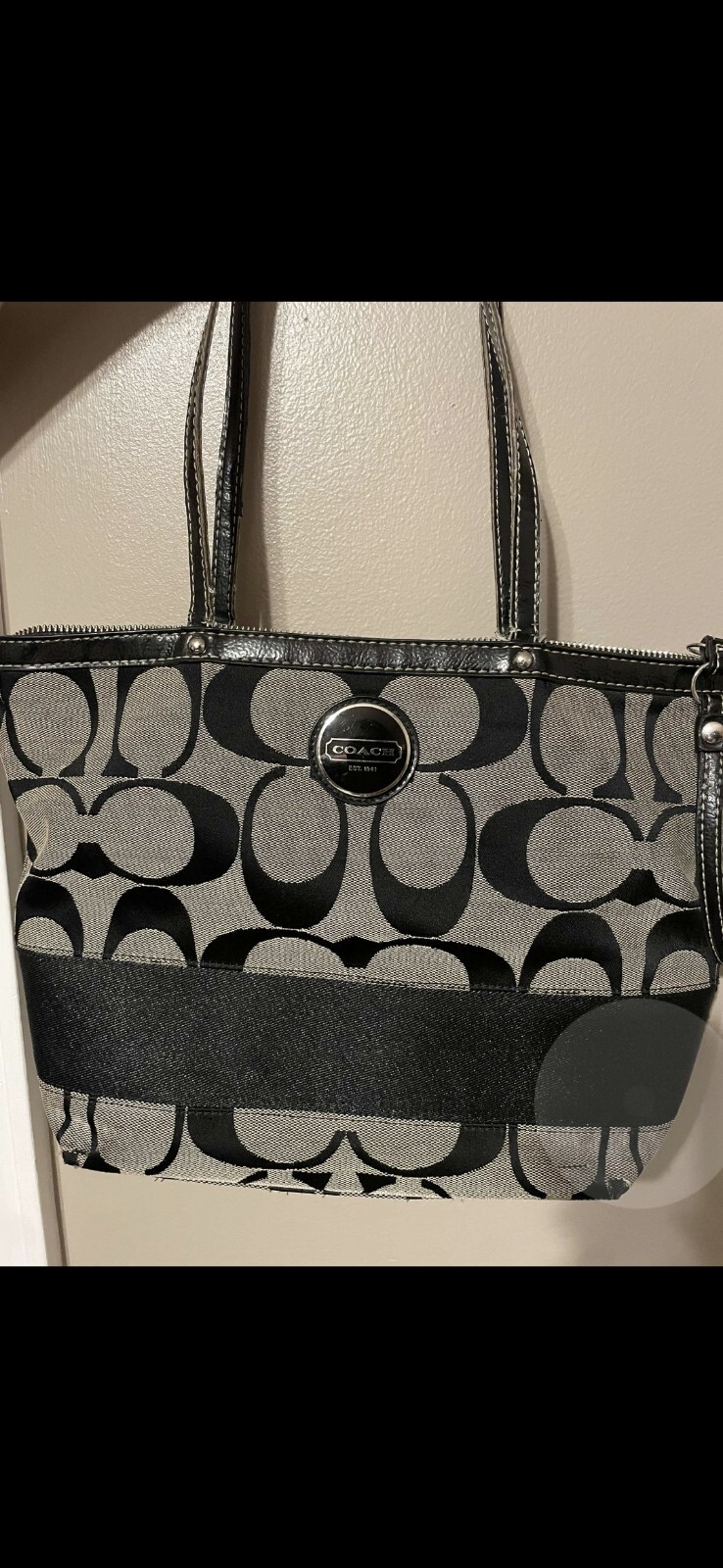 COACH Medium Shoulder Purse , In Fair Condition. Bottoms Of Bag Wore As Shown.