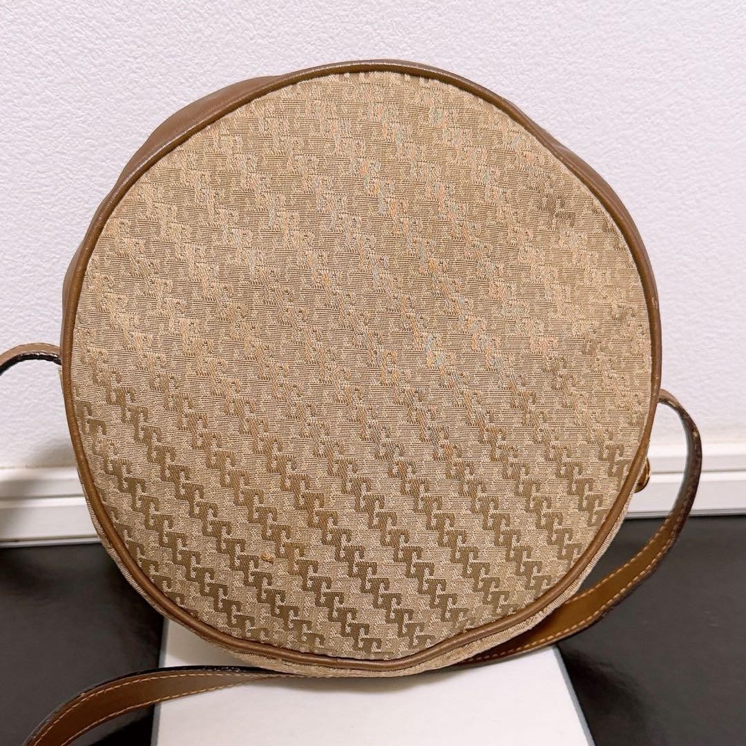 GUCCI Canvas Round Shoulder Bag Authentic Brown Compact Crossbody Purse