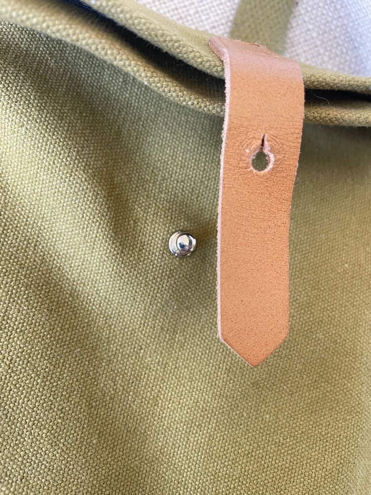 Daily Objects Scout Olive Green Crossbody Bag 6” X 9” X 1.75”