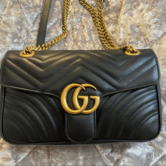 Gucci Marmont Black Bag Small leather, shoulder bag Gold Chain