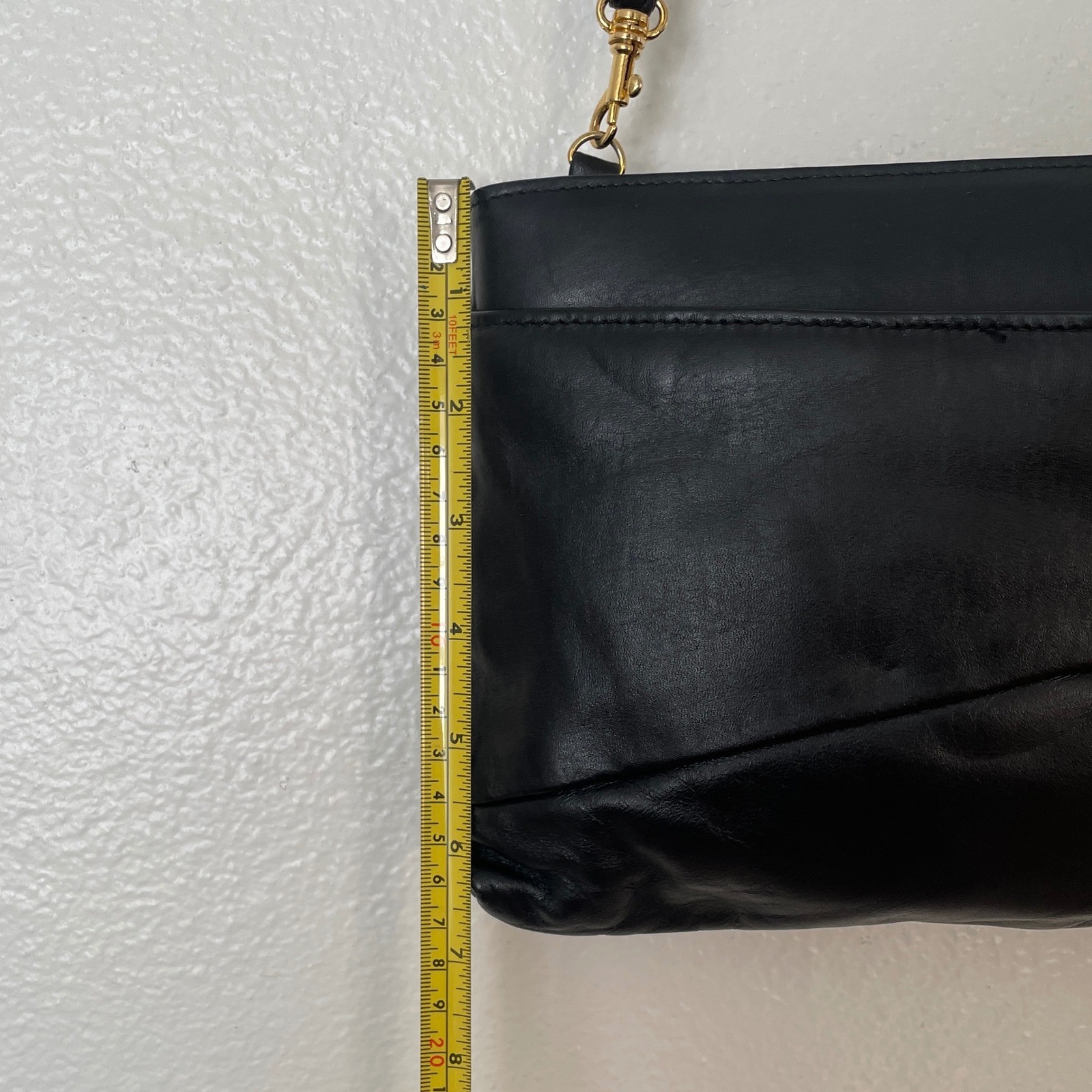 Amanda Smith Black Leather Crossbody Bag Pleated Clutch Gold Hardware