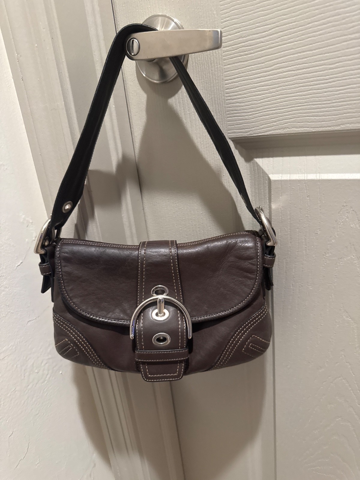 Vintage Coach Y2K Soho Buckle Flap Brown Leather Shoulder Bag Hobo F06D F10188