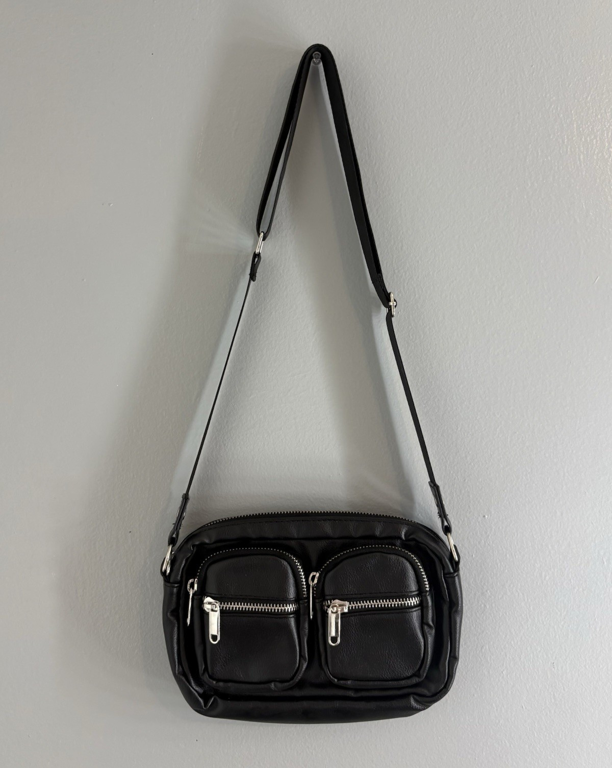 Wild Fable Black Crossbody Bag Dual Front Zip Pockets, Adjustable Strap
