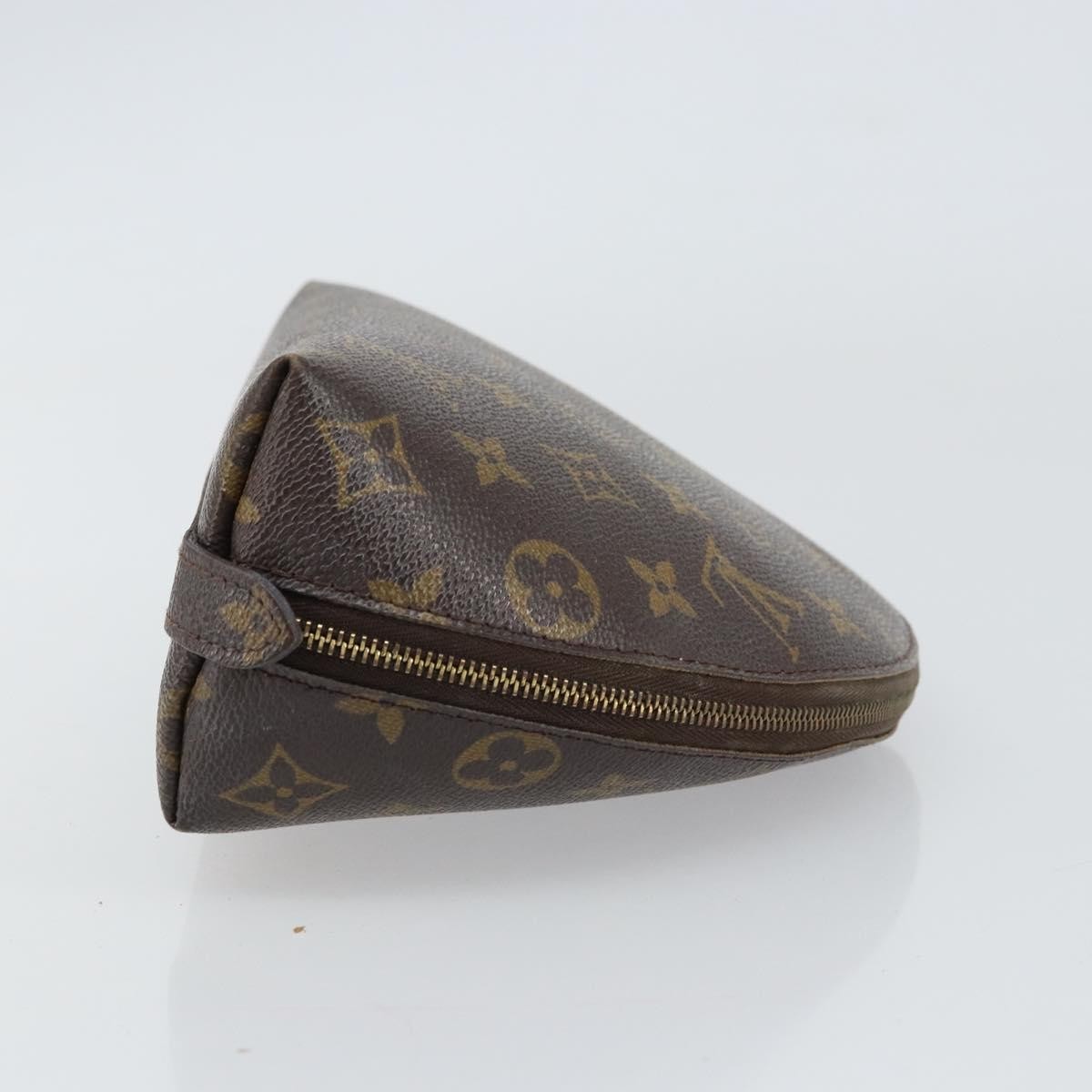 LOUIS VUITTON Monogram Trousse Demi Ronde Cosmetic Pouch M47520 LV Auth 157375