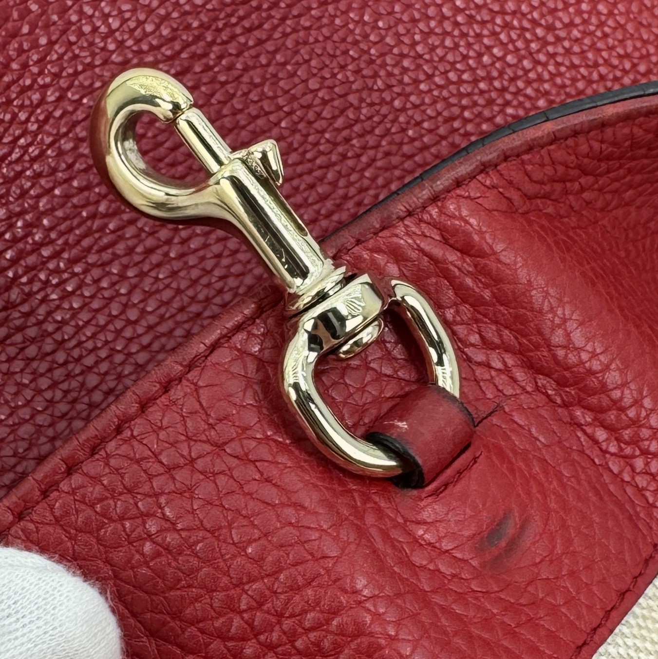 GUCCI Soho Chain Tote Bag Red Leather