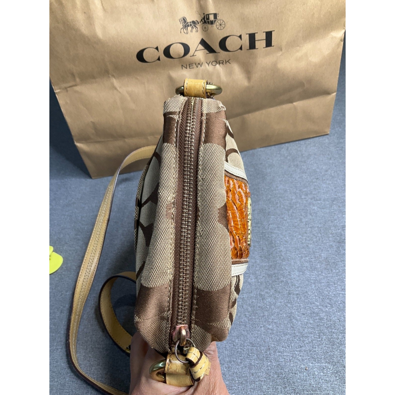 Vintage Coach 12471 Python Print Beige Orange Canvas Leather Shoulder Bag Auth