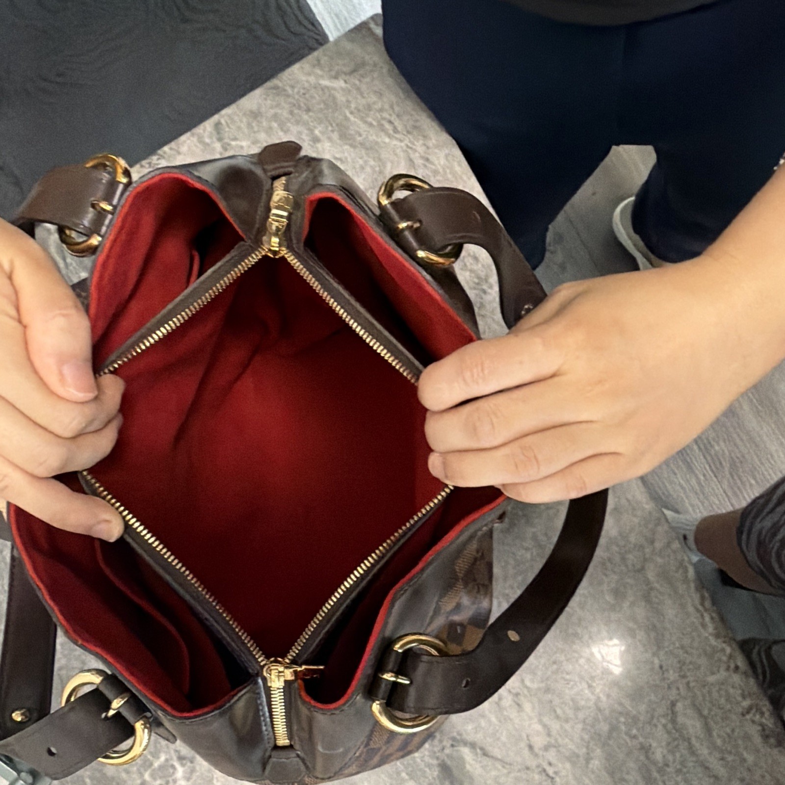 Louis Vuitton Damier Ebene Brown Medium Shoulder Bag Zip/Buckle, Gold, Red