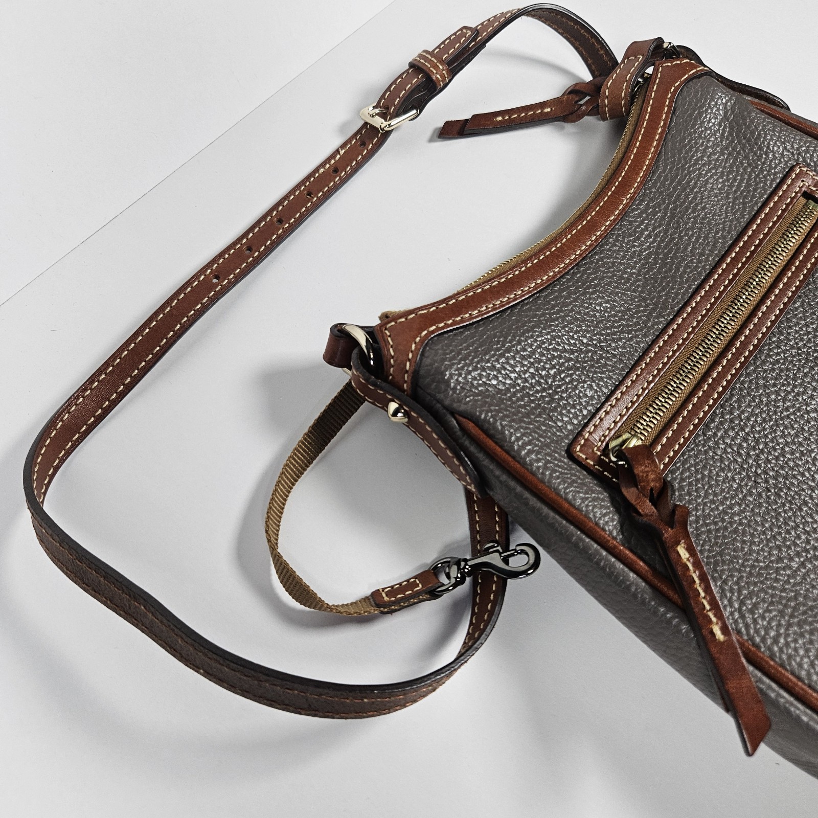 Dooney & Bourke Pebble Grain Leather Crossbody Purse