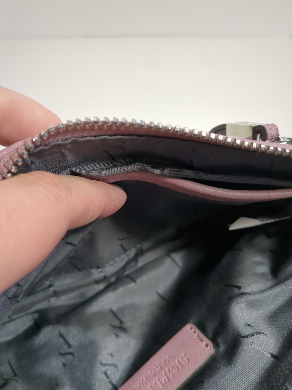 Simply Vera Wang Joyce Wristlet Bag Purse Mauve Pre-owned