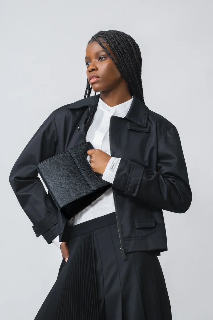We-ar4 Black Leather THE CANTEEN Handbag