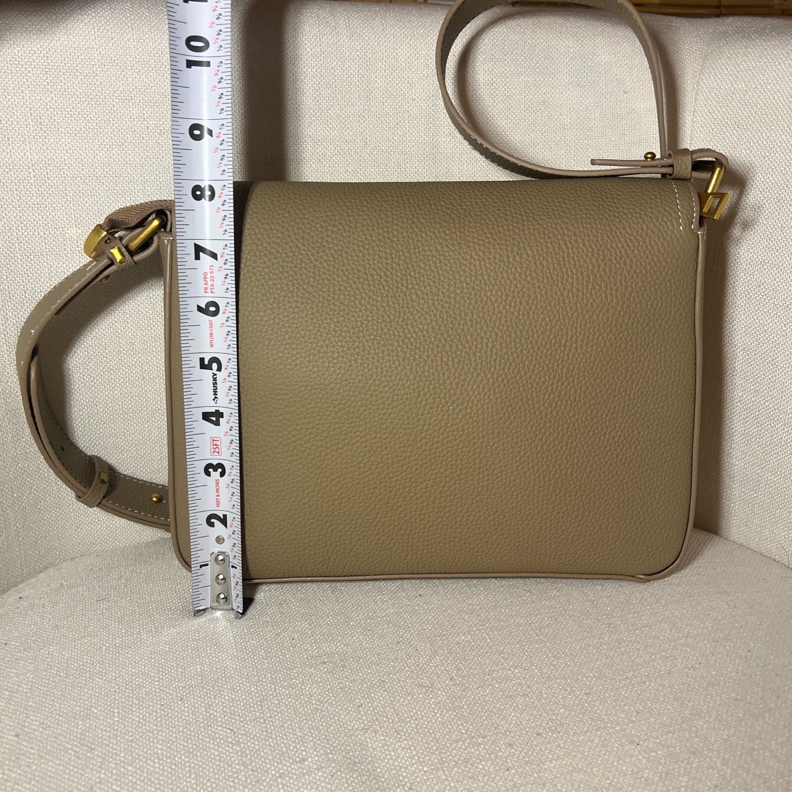 Verano Hill Slick Modern Tan Leather Shoulder/crossbody Bag With Chic Design