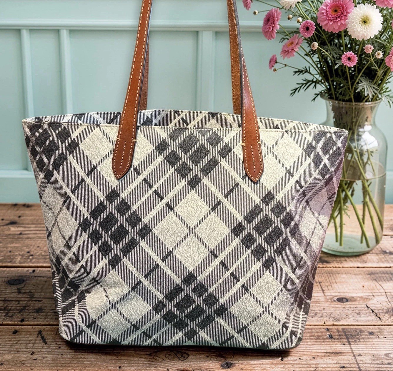 Dooney Bourke Set Bundle Gray White Harding Plaid Large Tote & Crossbody Bags