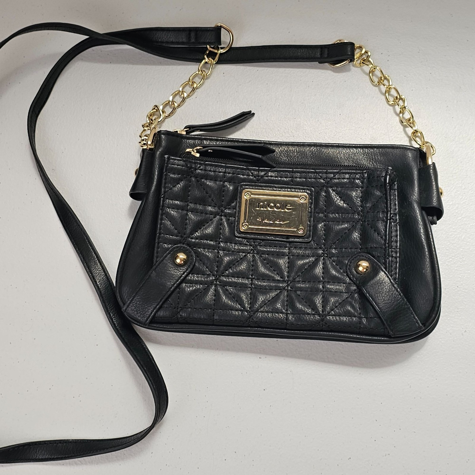 Nicole Miller Crossbody Bag Black Quilted Faux Leather Gold Chain Strap