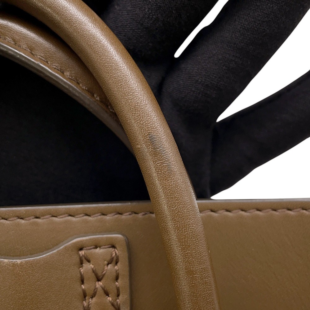 CELINE Luggage shopper Size Nano Drummed Calf / Smooth Calf Green/Ivory/Navy…