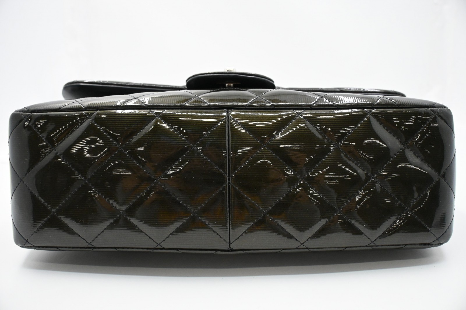 Authentic Chanel Matelasse 30 Double Flap Olive Green Patent Leather