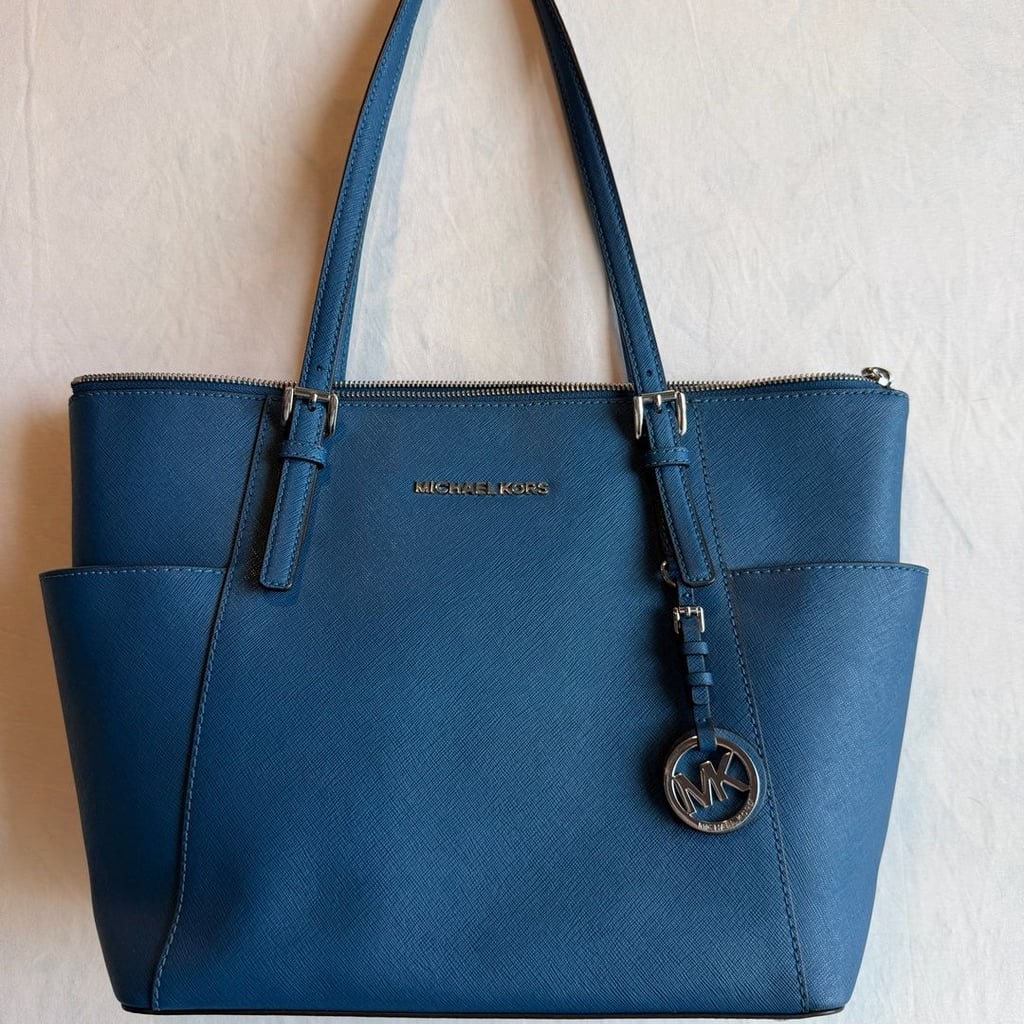 Michael Kors Charlotte Large Saffiano Leather Top-Zip Tote Bag