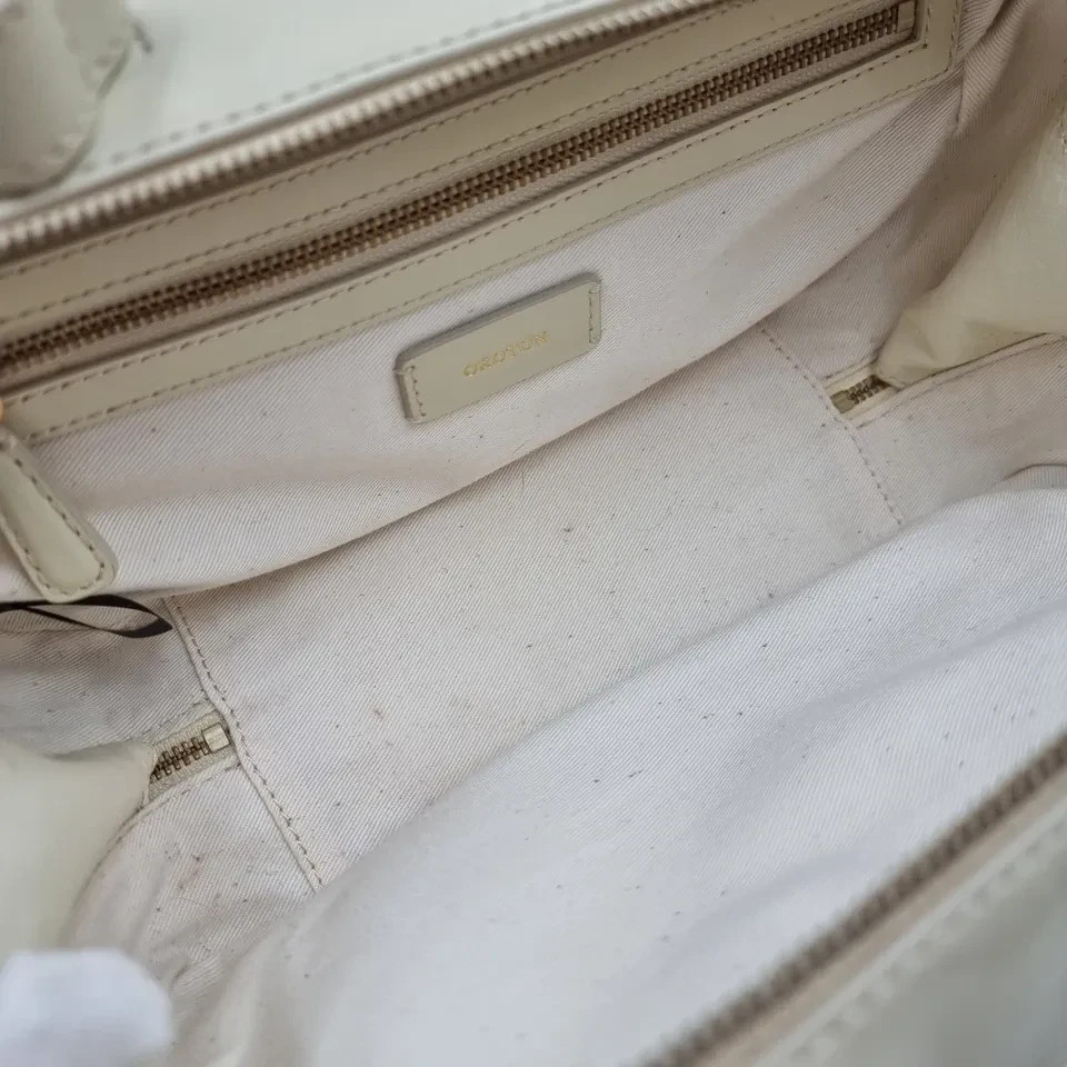 Oroton Izzie Clotted Cream Small Bowler Leather Crossbody Bag Purse w/ dust bag
