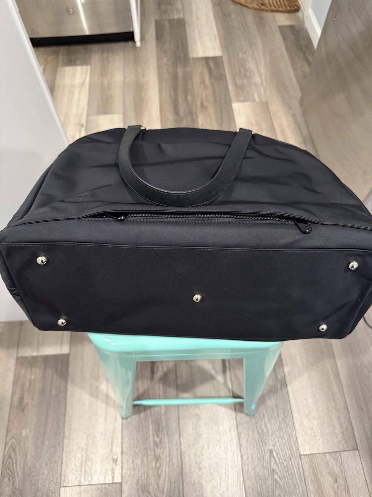 Lo & Sons – The O.G. 2 Large – Black Exterior / Gold Hardware / Grey Interior