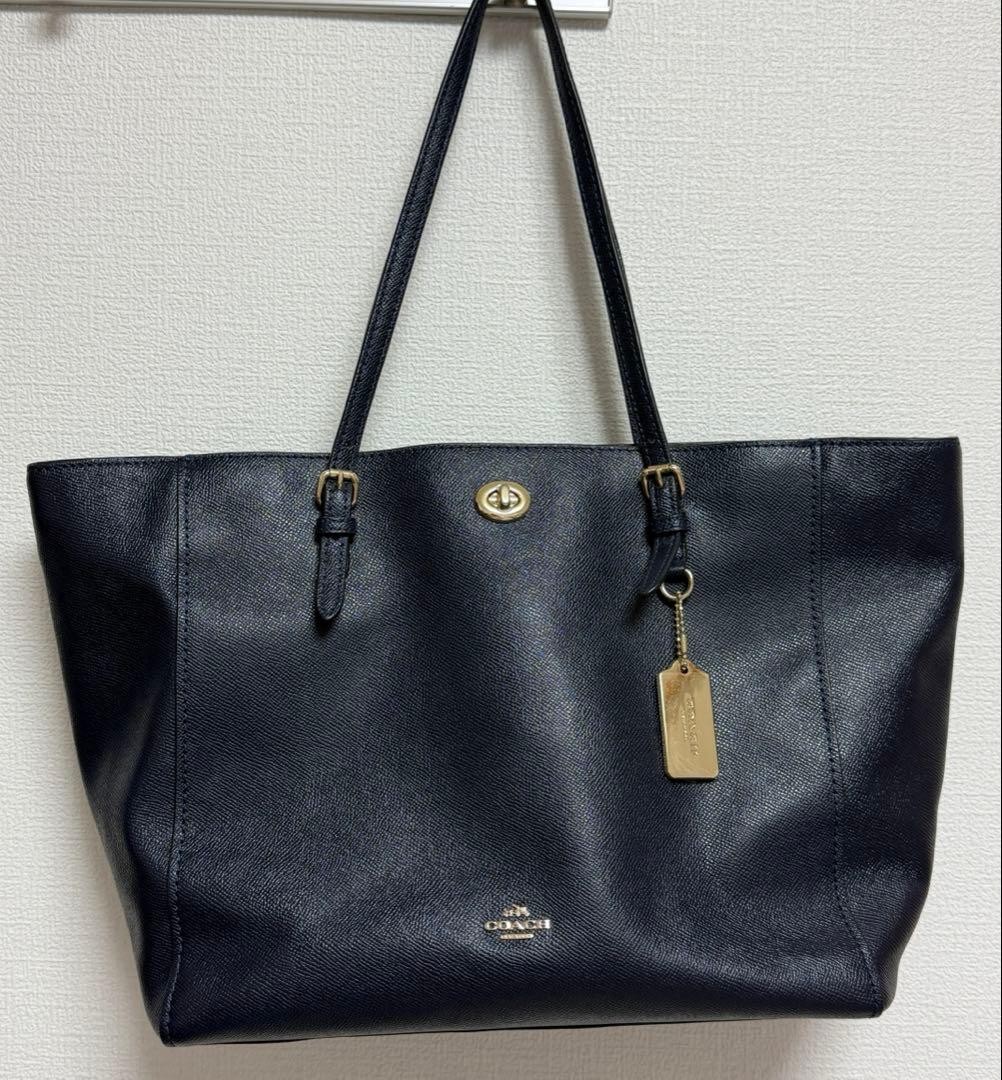 Item COACH Navy Leather Bag A4 Dark Blue Close to